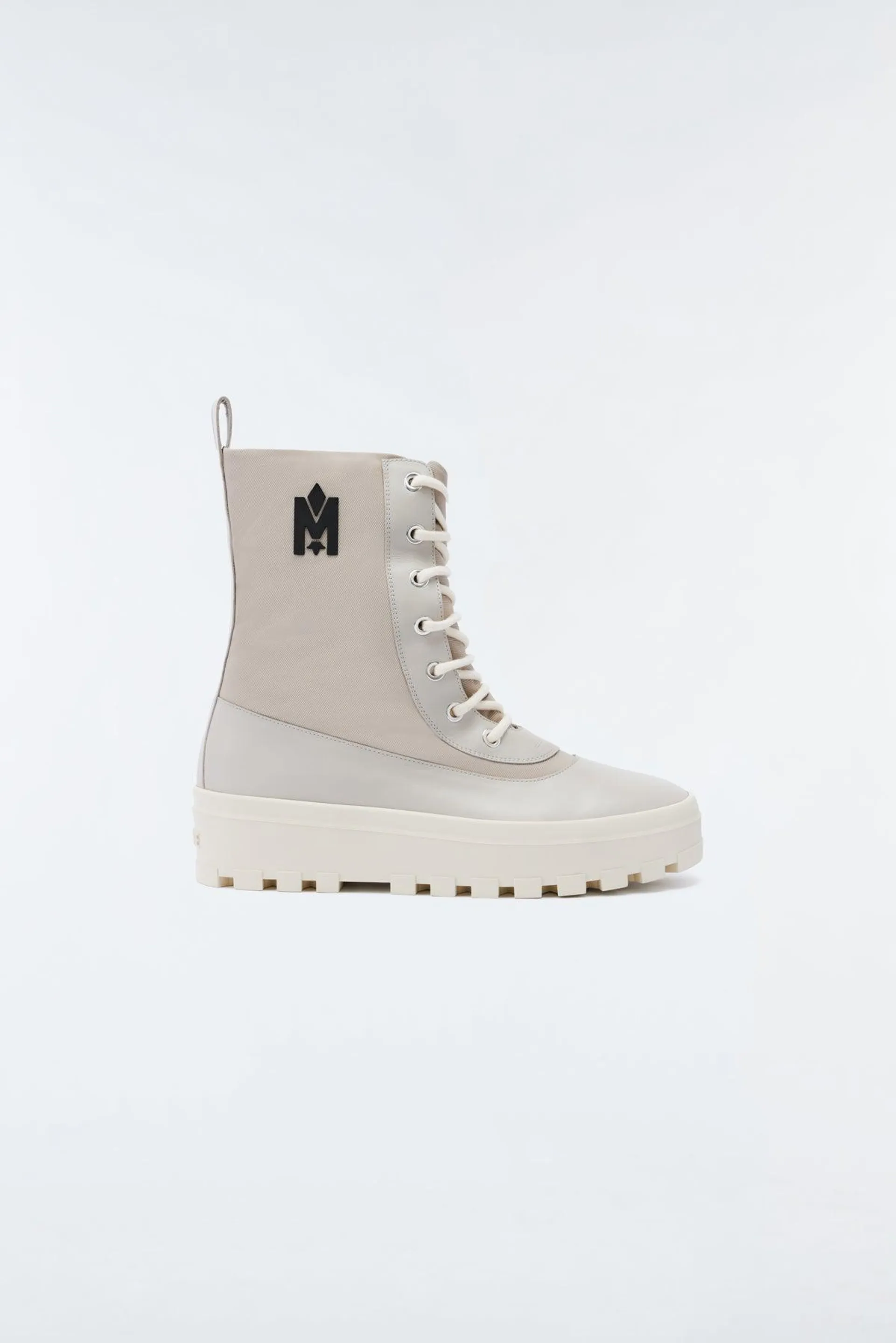 HERO unlined winter boot with Mackage signature lug tread sole for women