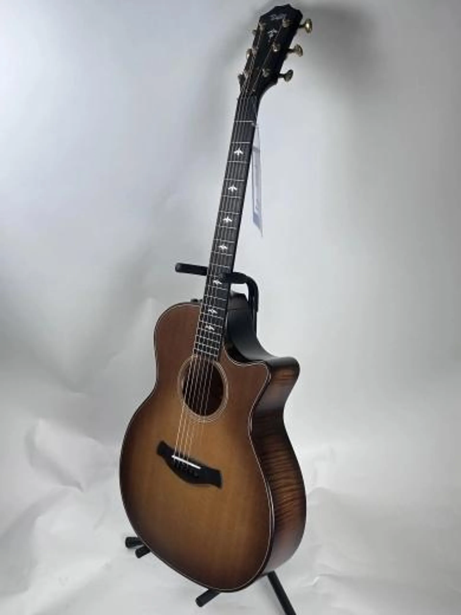 Taylor Guitars - 614CE WHB B.E.