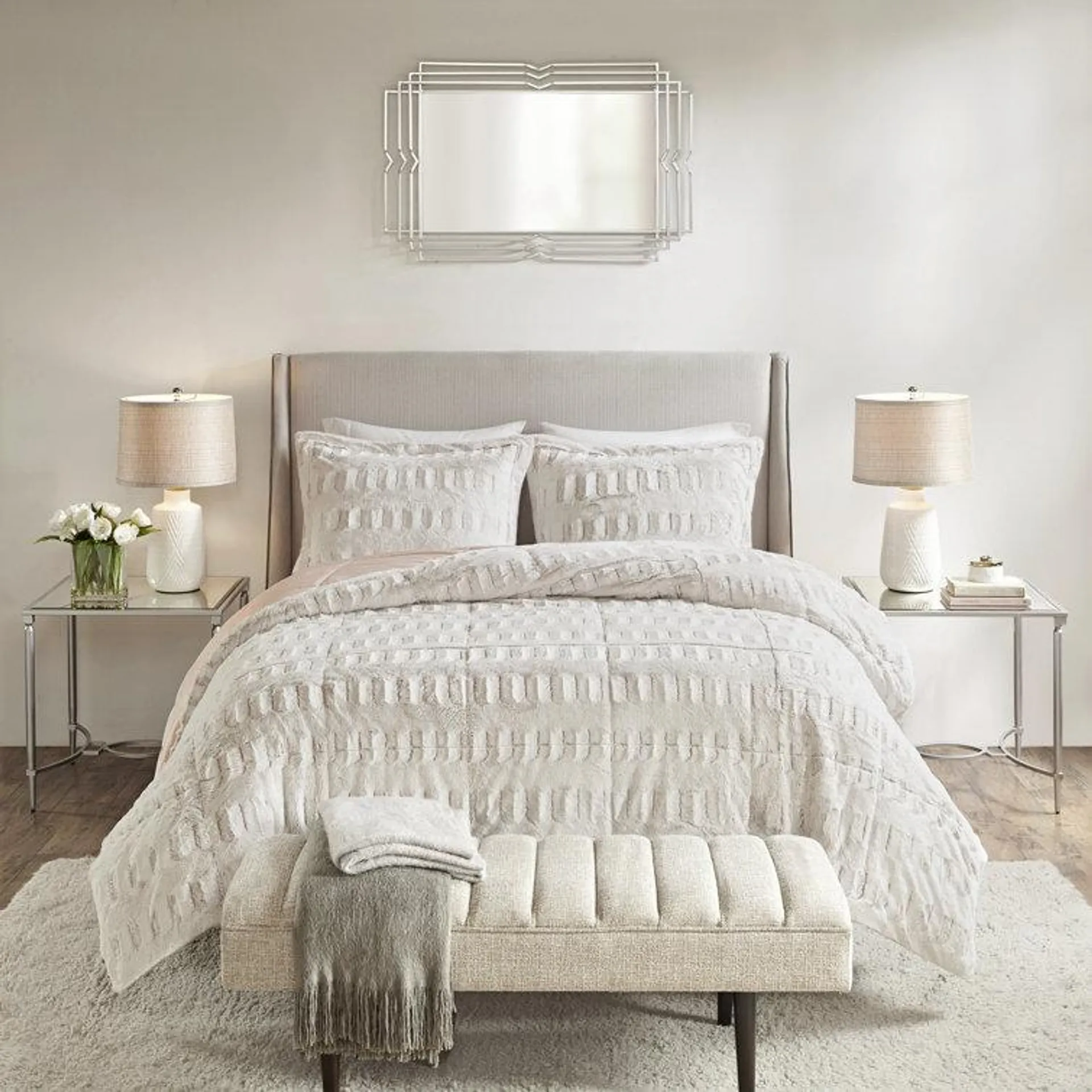 Liston Back Print Long Fur Comforter Mini Set