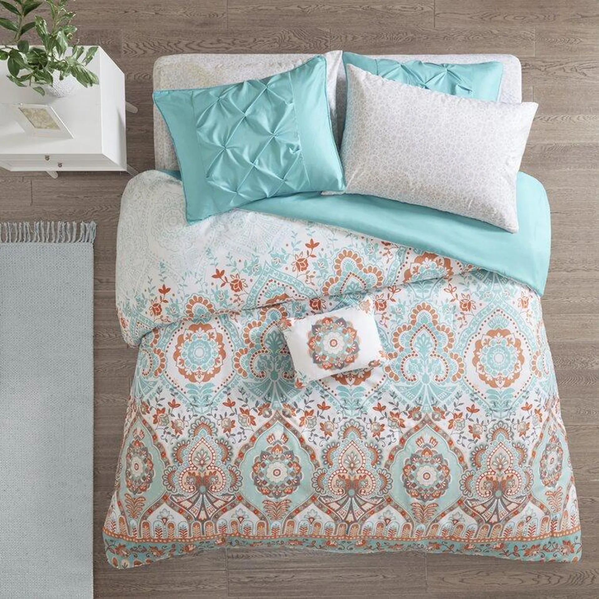 Cedrick Floral Comforter Set