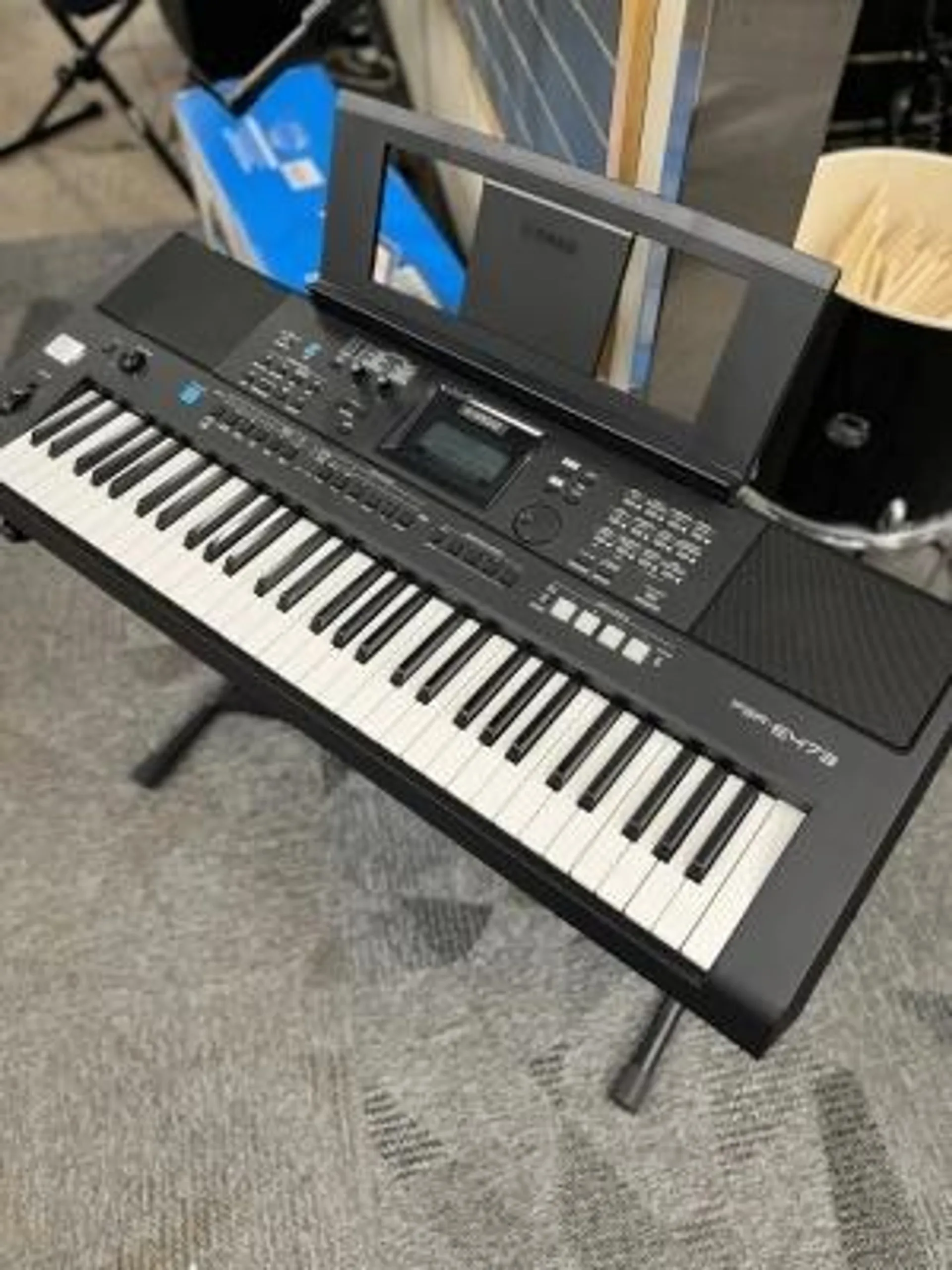 Yamaha - PSRE473