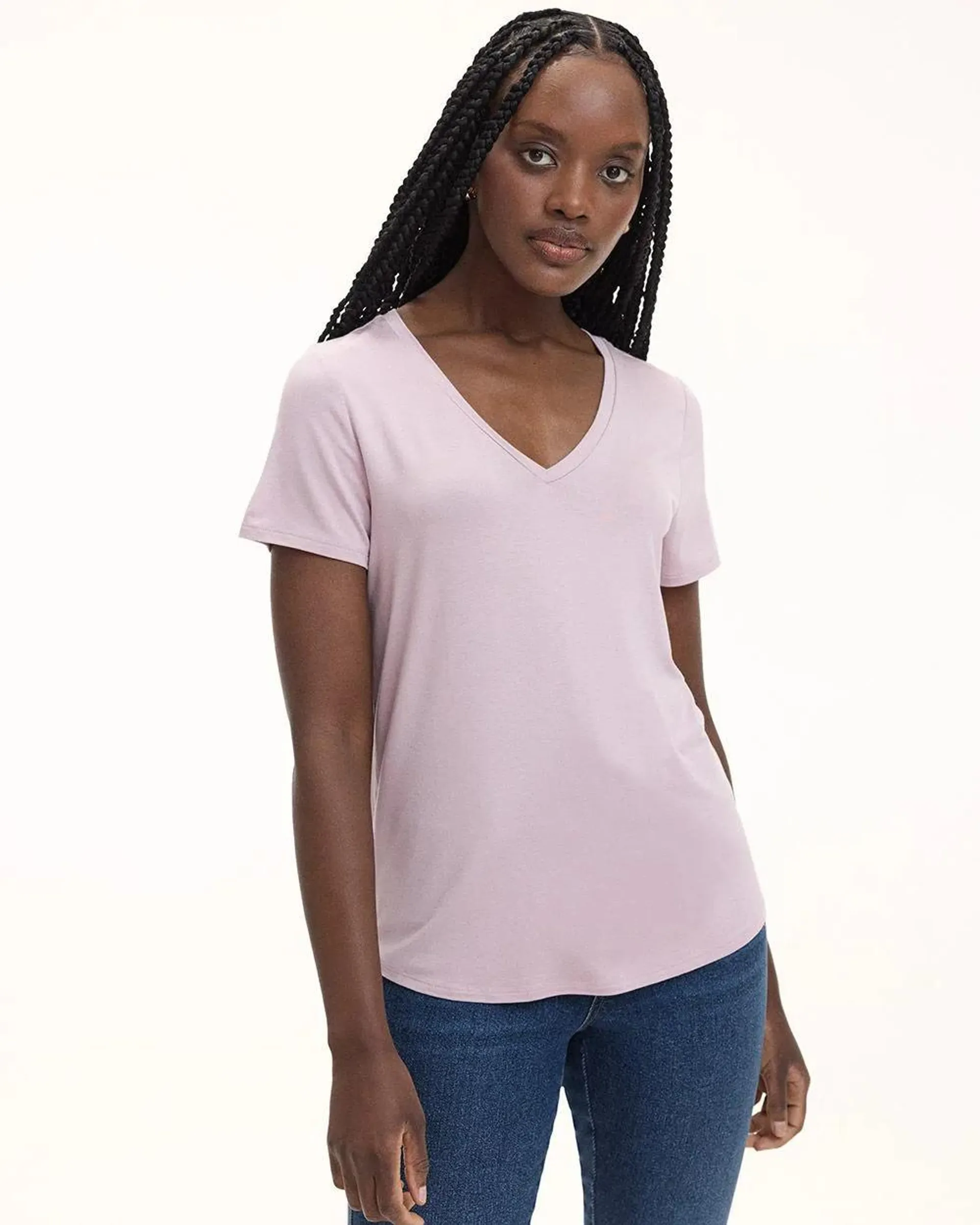 Short-Sleeve V-Neck Tee - R Essentials