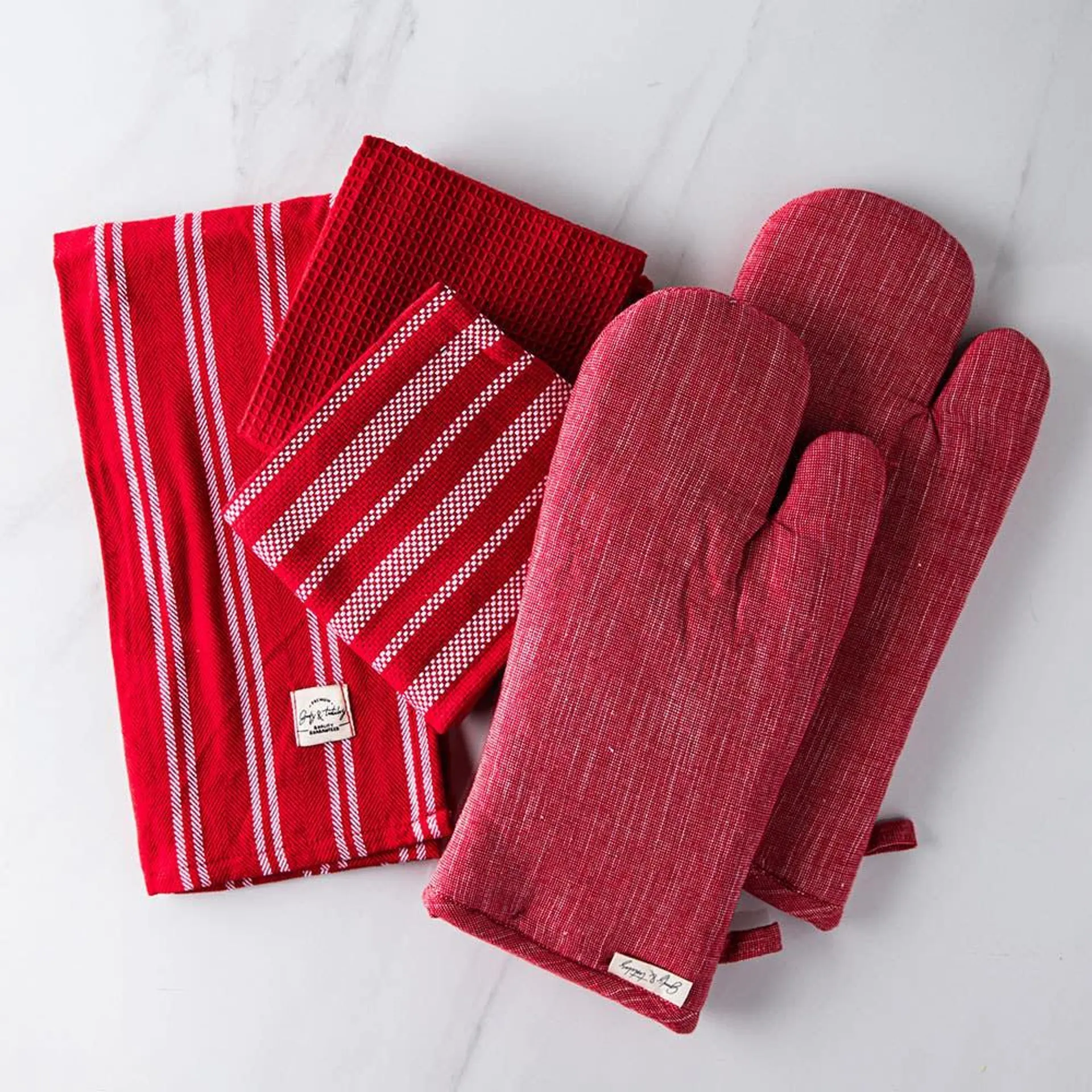 Harman Allure Cotton Oven Mitt and Towel Combo Set of 5 (Red)