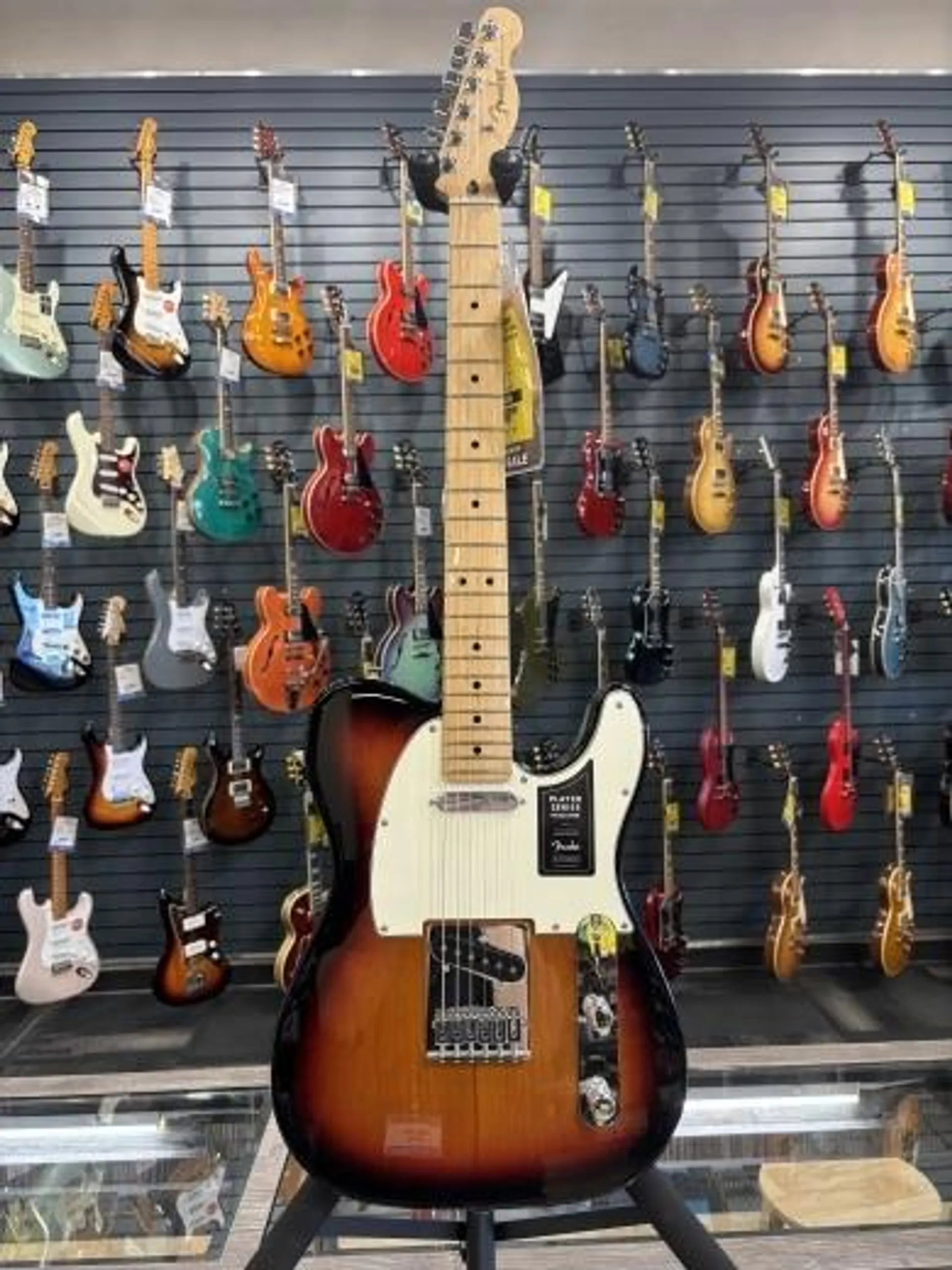 Fender - Player Telecaster Maple - 3 Tone Sunburst