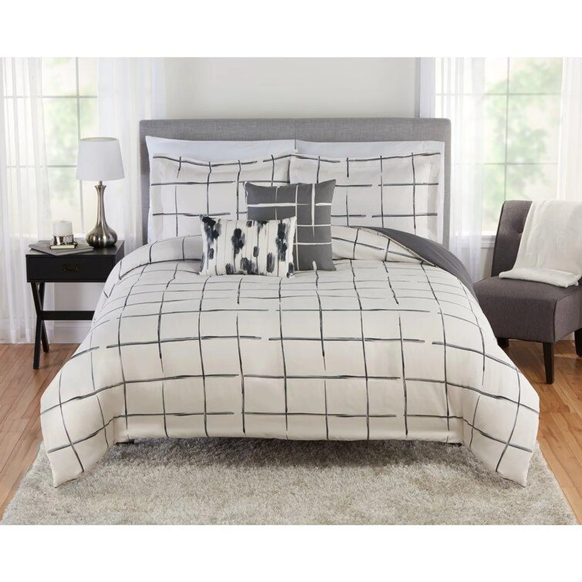 Brendon Geometric Shapes Comforter Set