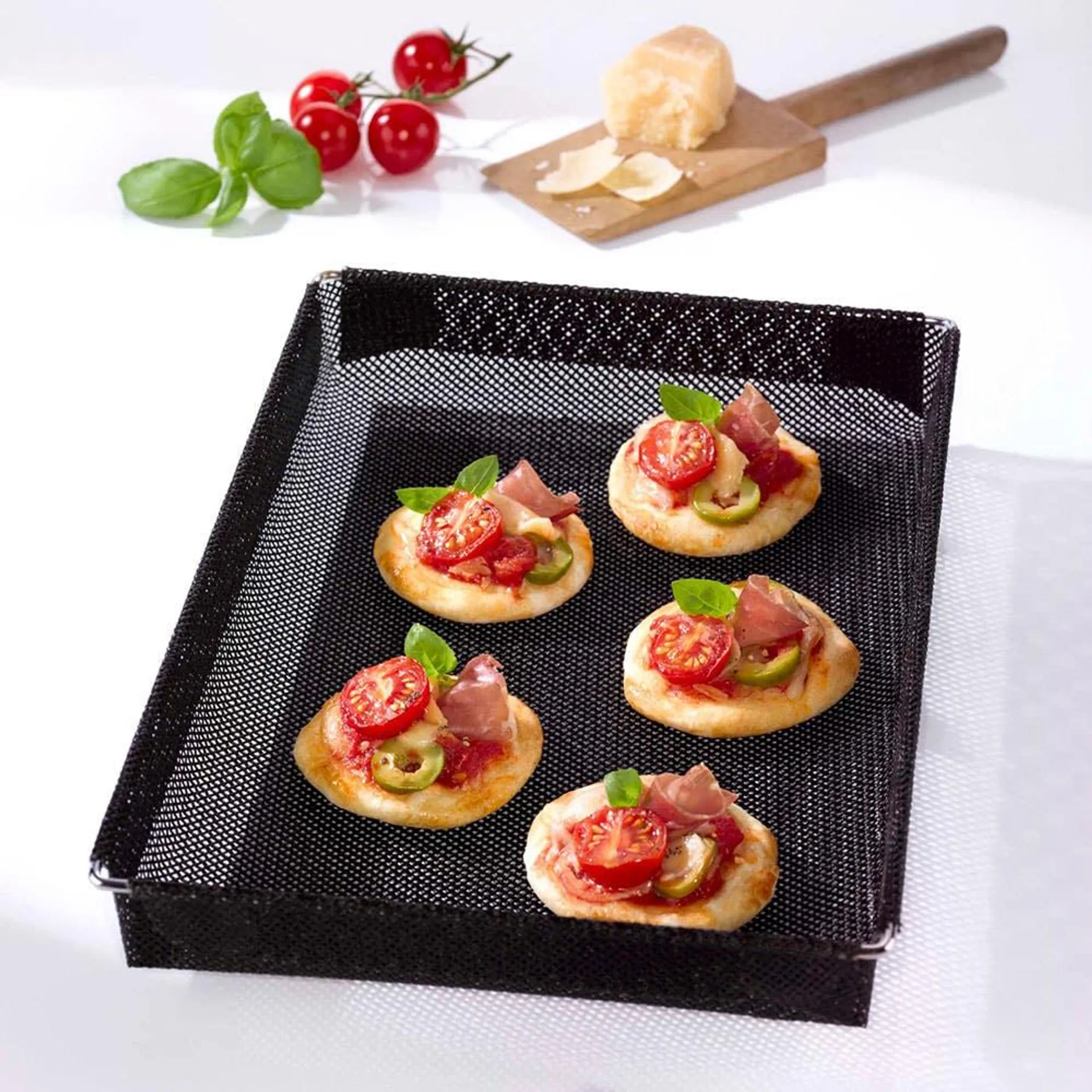 Nostik Reusable Oven Crisper Basket Small (Black)