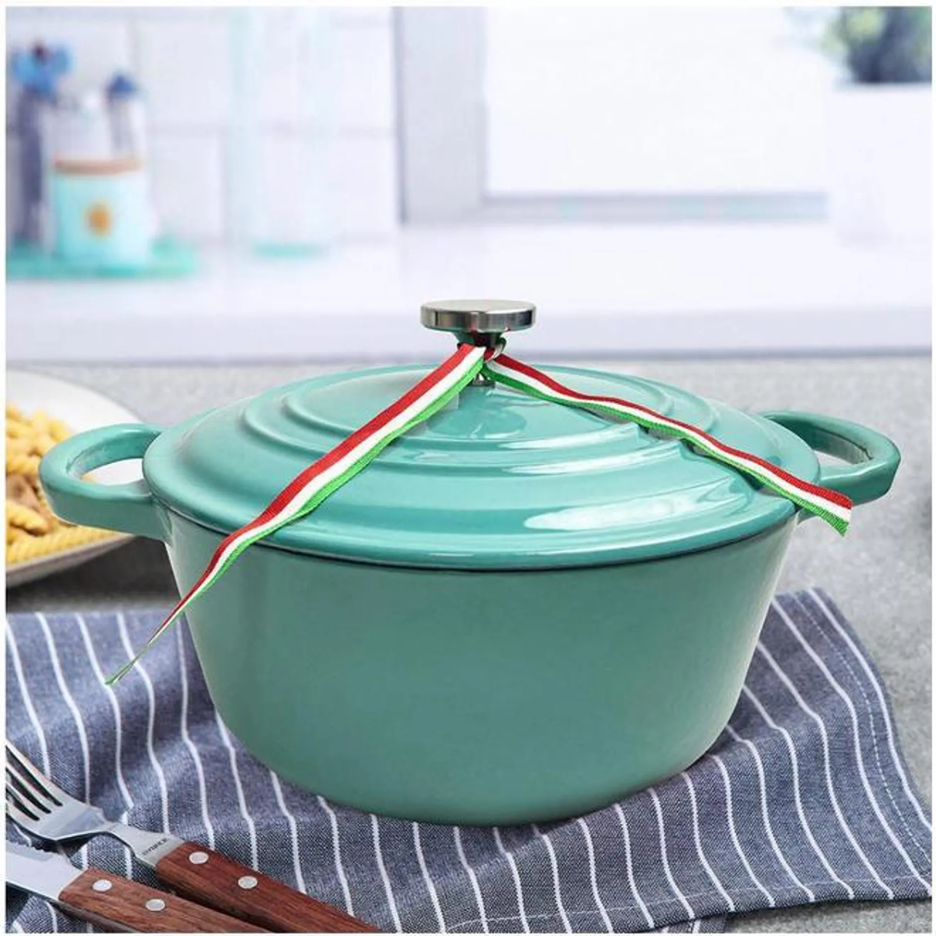 Cast Iron Cookware With Stainless Steel Knob and Loop Handles,4.2-Quart, Green - LIVINGbasics®