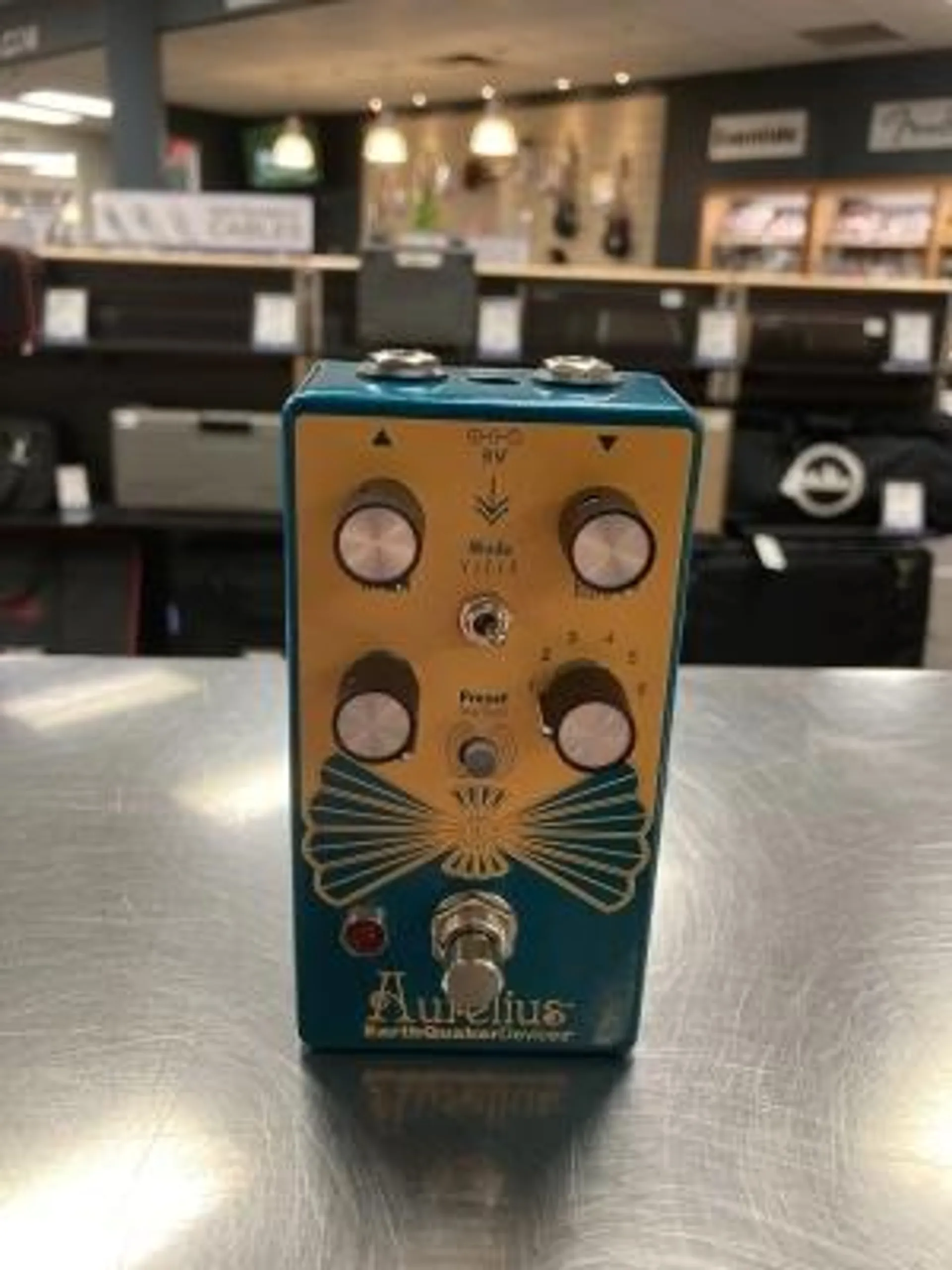 EarthQuaker Devices - EQDAUREV1USA