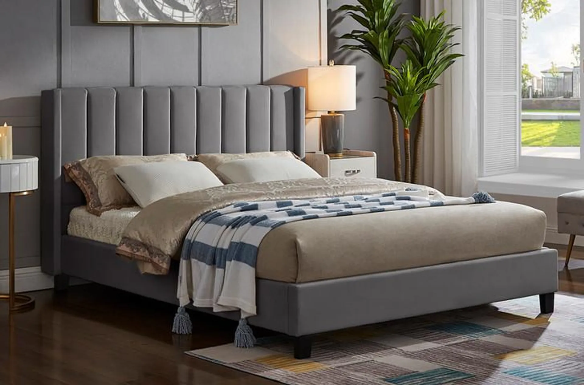 Paulina Upholstered Platform Bed