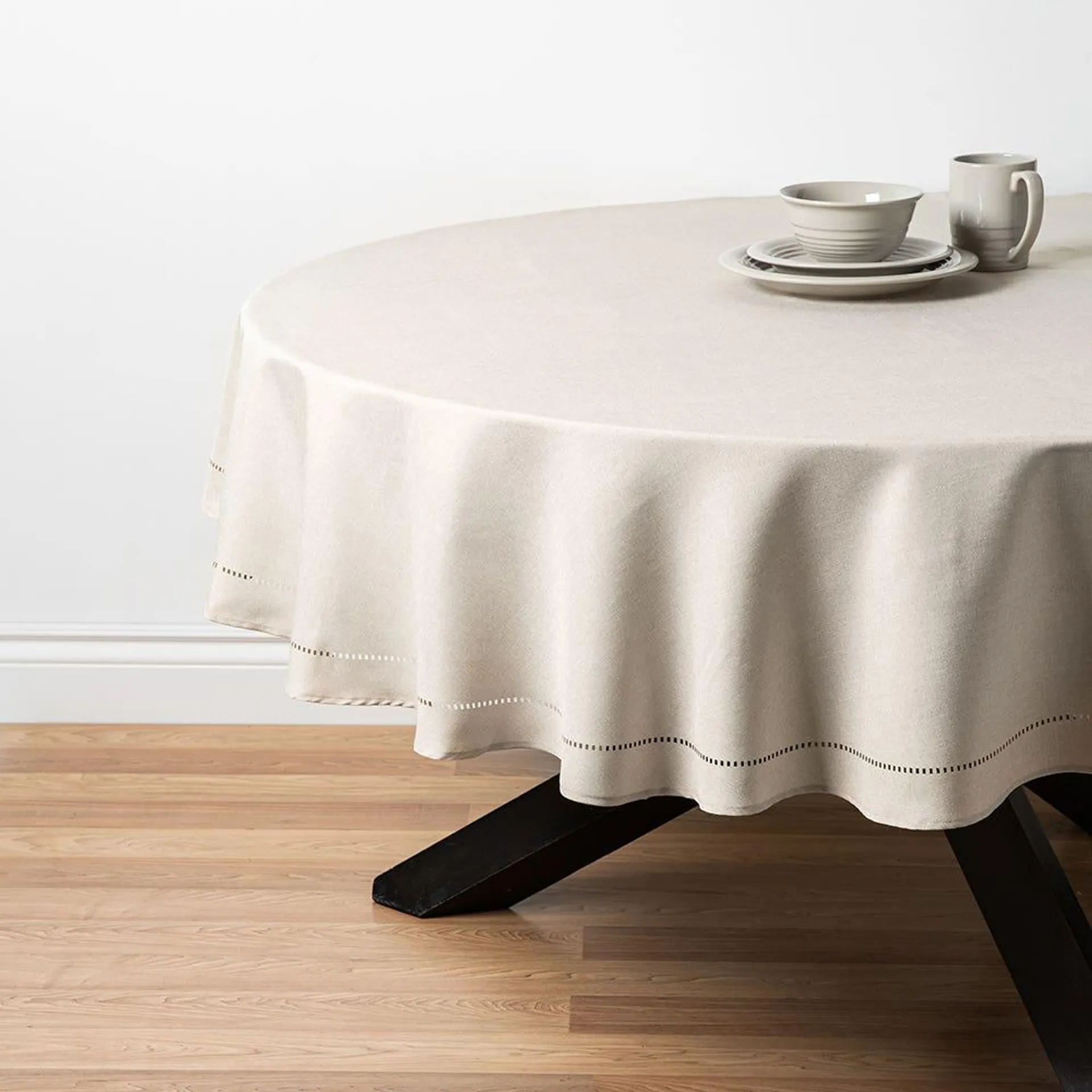 Harman Hemstitch Polyester Tablecloth 70" Round (Linen)