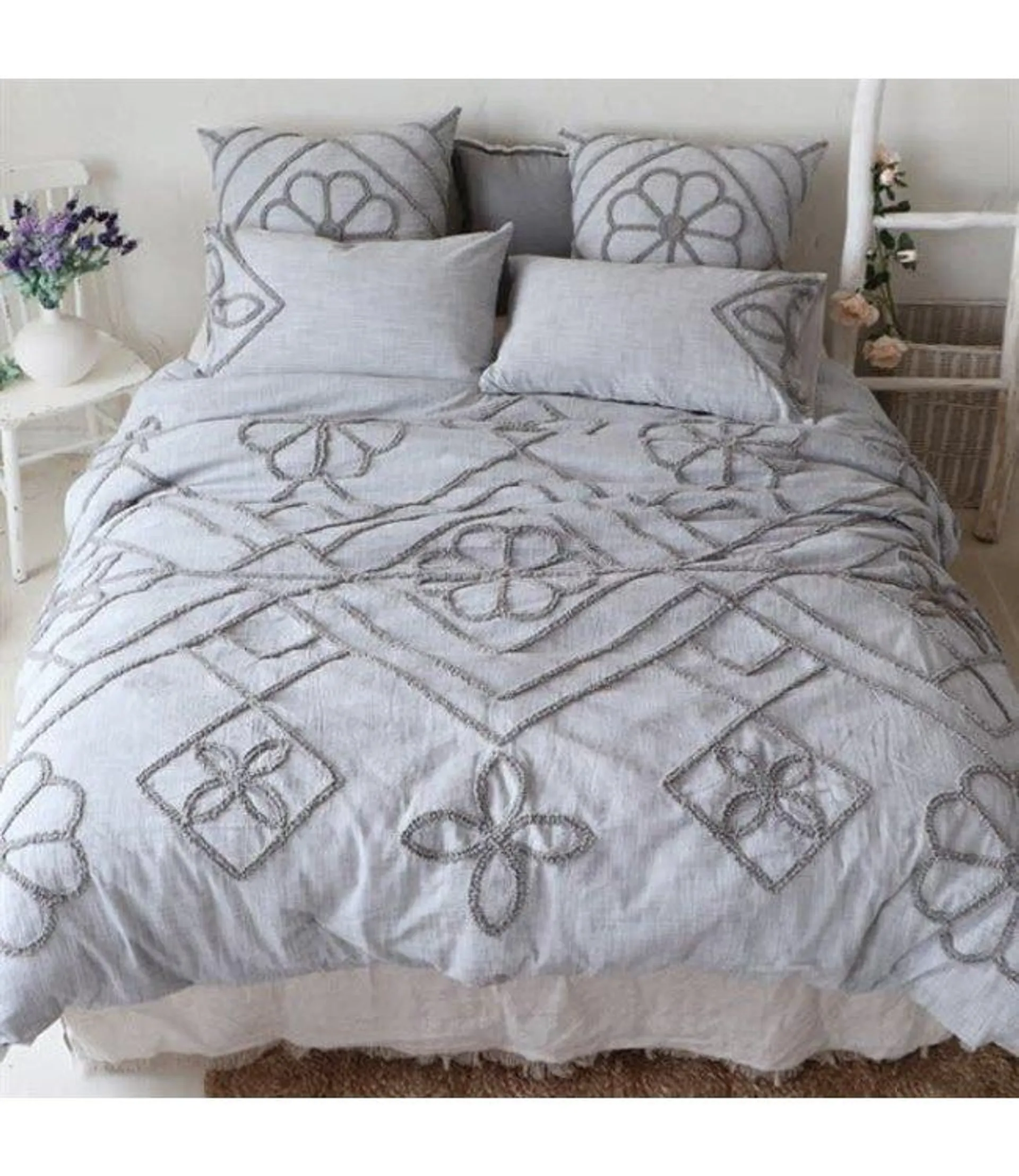 SIDONIE TUFTED GREY DUVET COVER