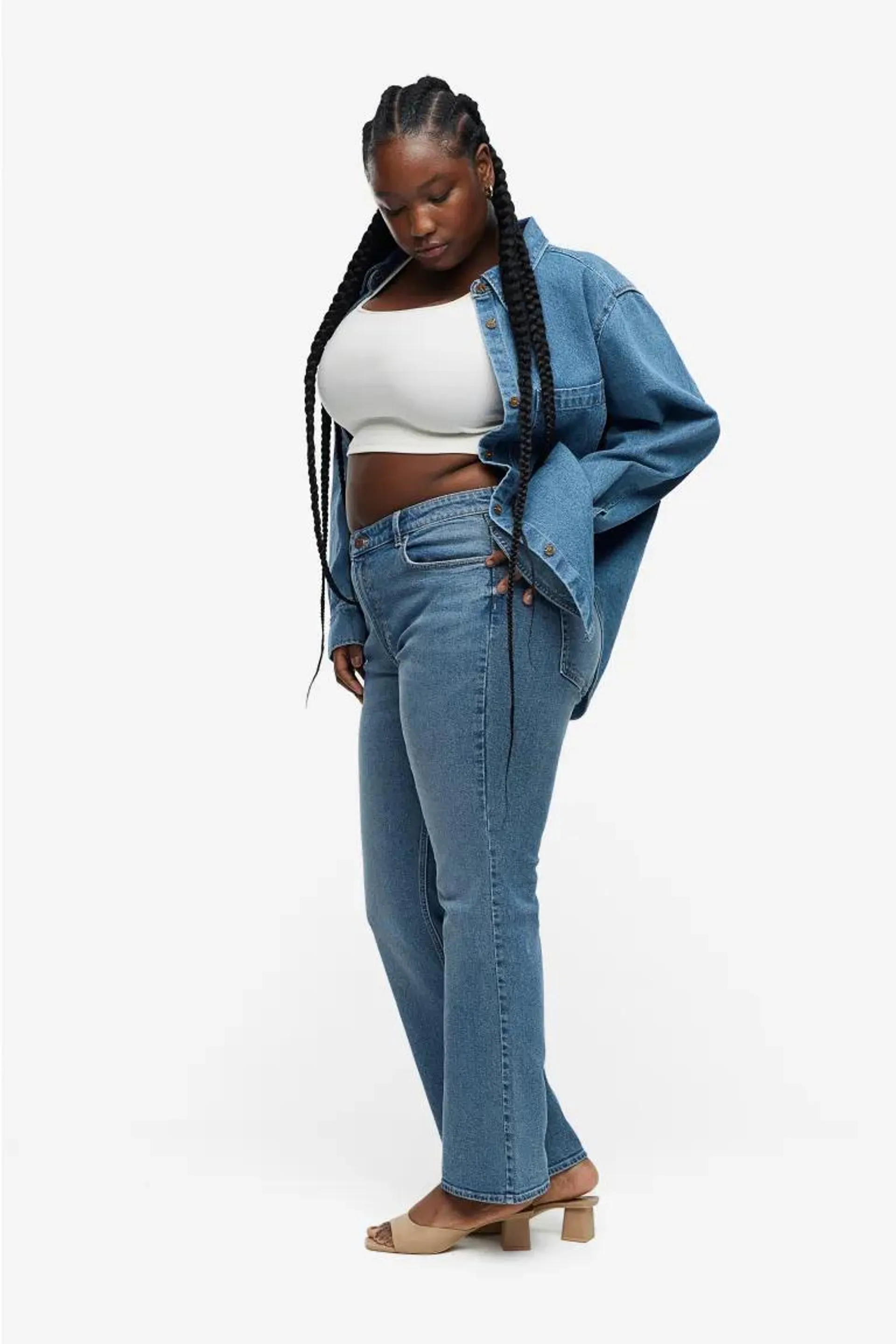 Curvy Fit Bootcut High Jeans