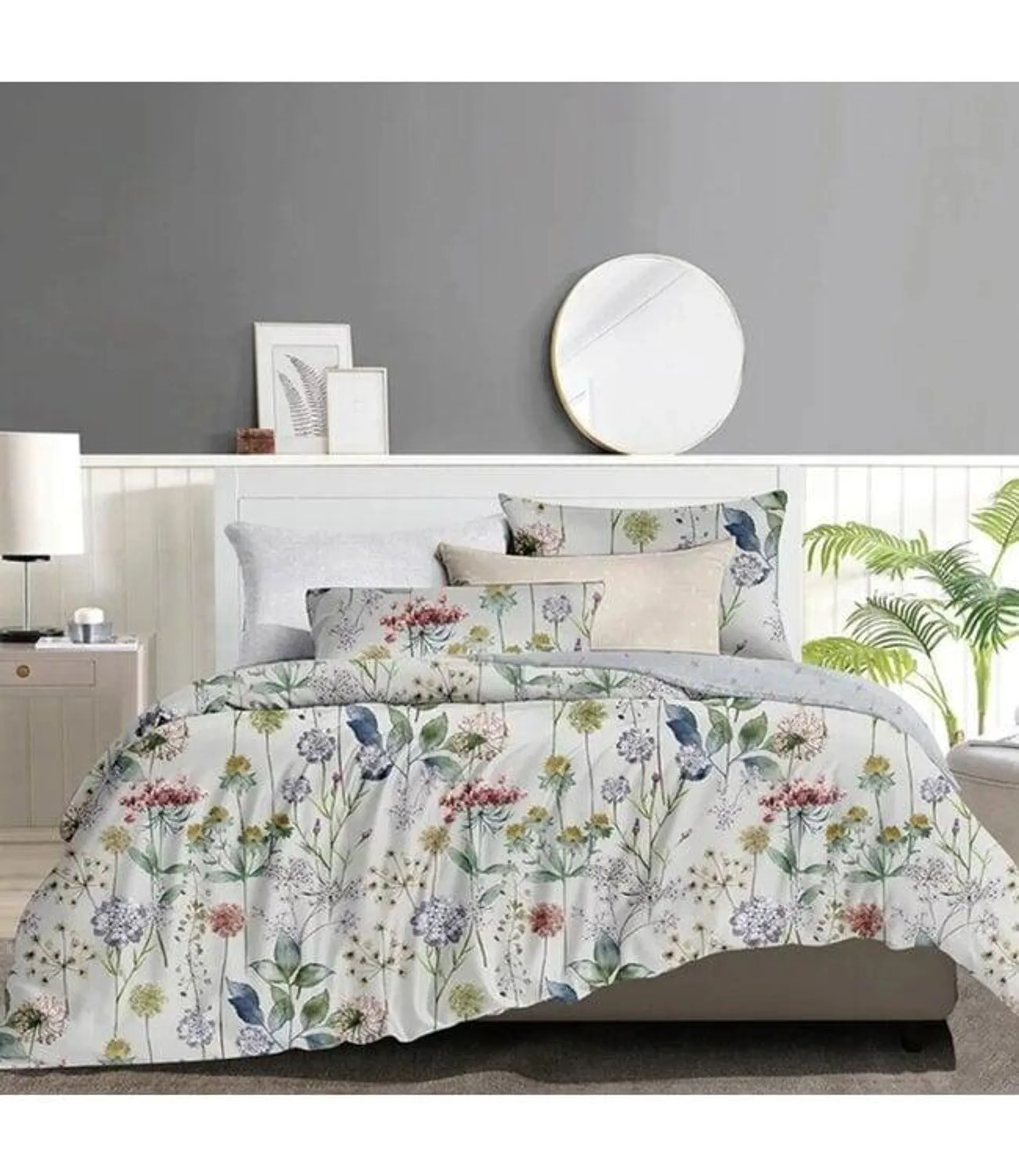 REGINA COMFORTER SET MULTI