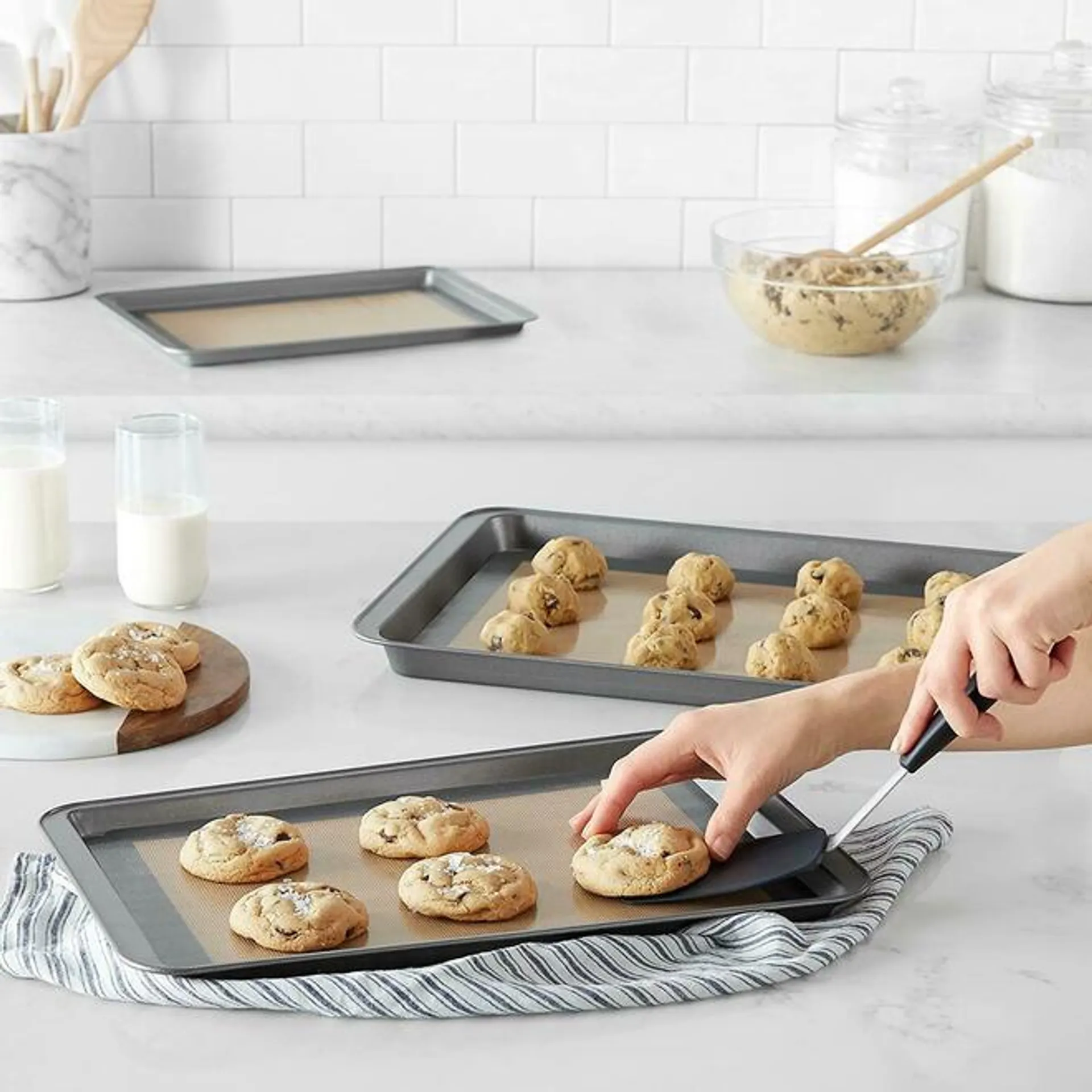 Reusable Food-grade Non-stick Silicone Baking Mat Sheet Use in Ovens 2 PCS/Pack