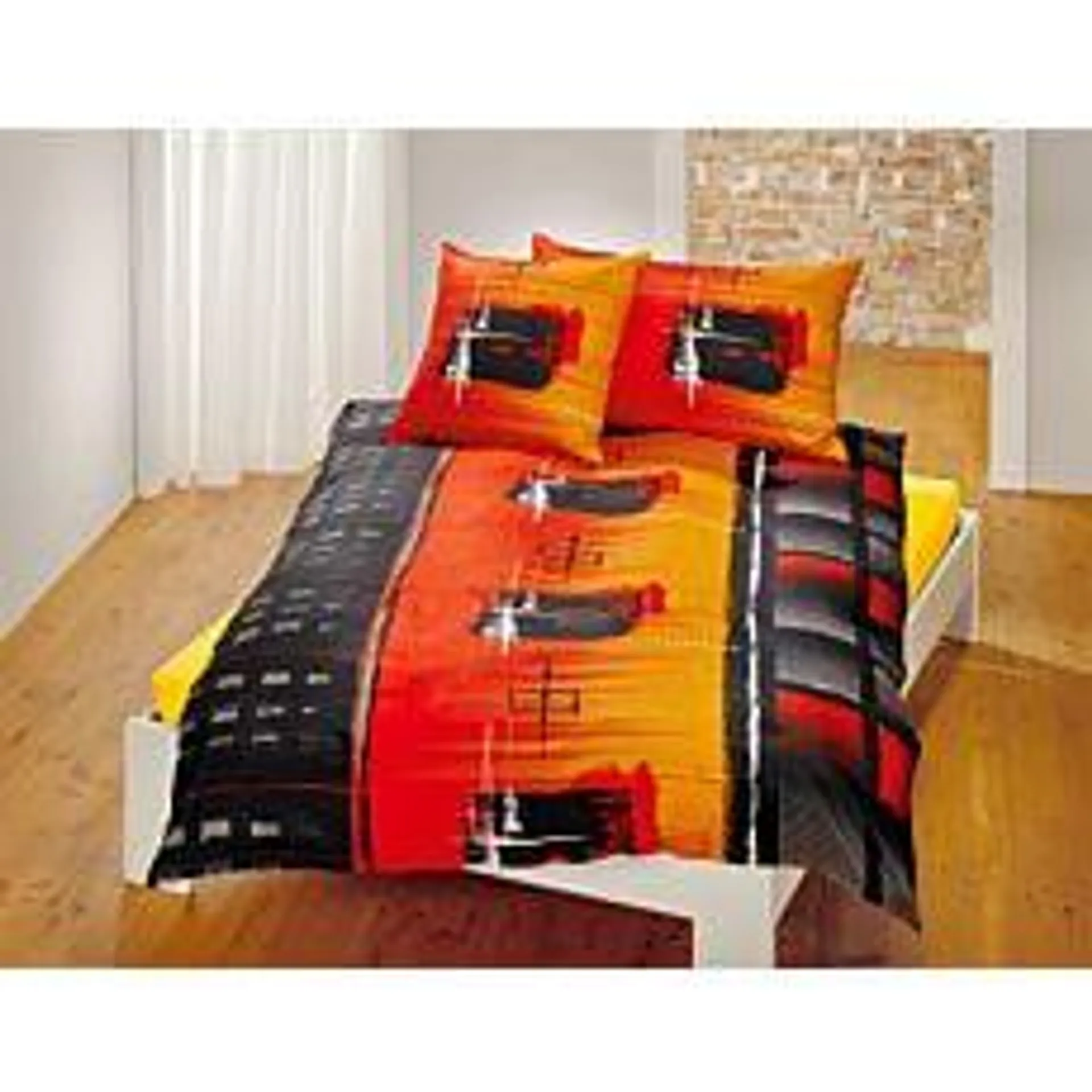 Bettwäsche mit modernem Muster in Schwarz-Orange und Rottönen