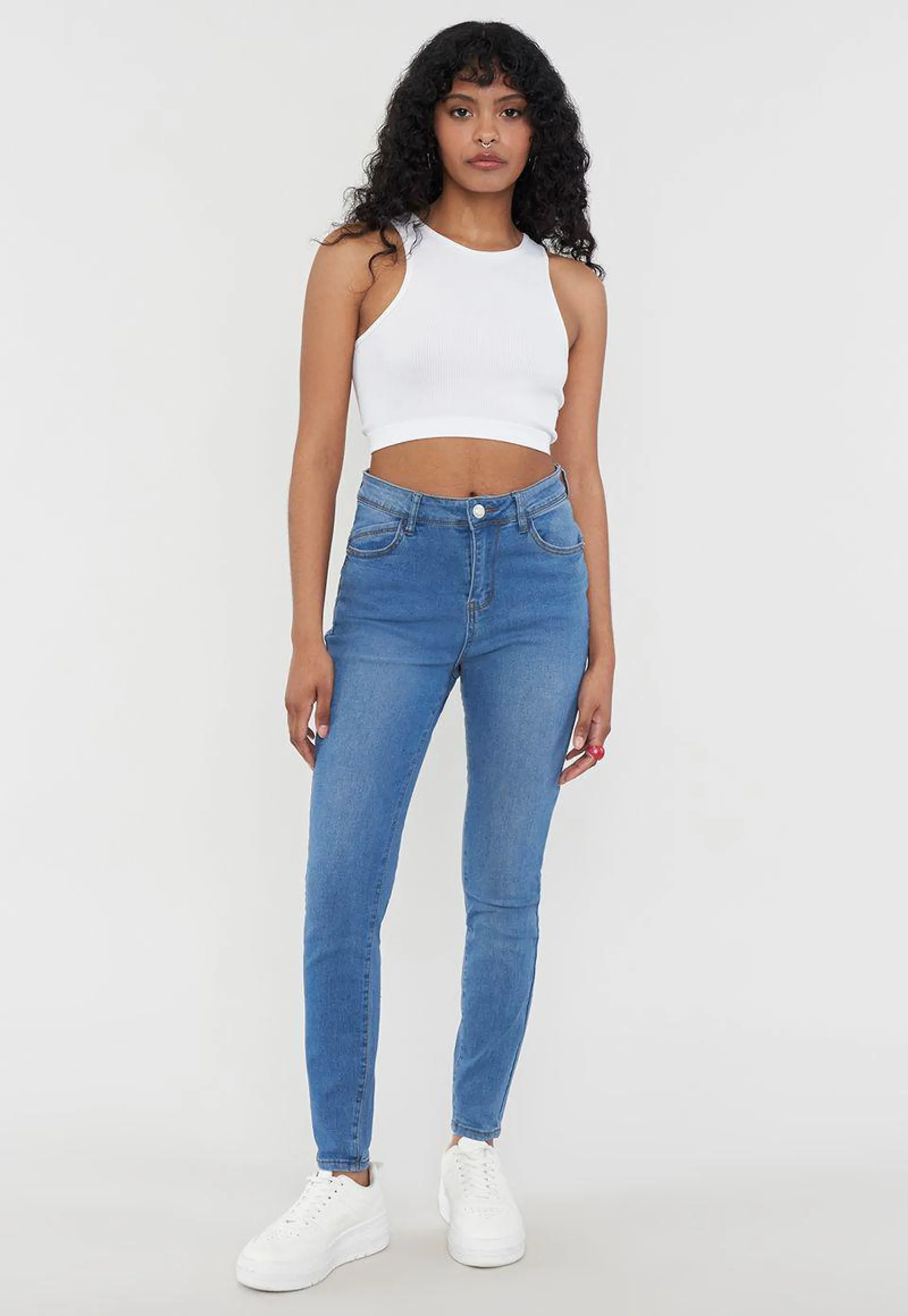 Jeans Mujer Básico Push Up Azul Claro