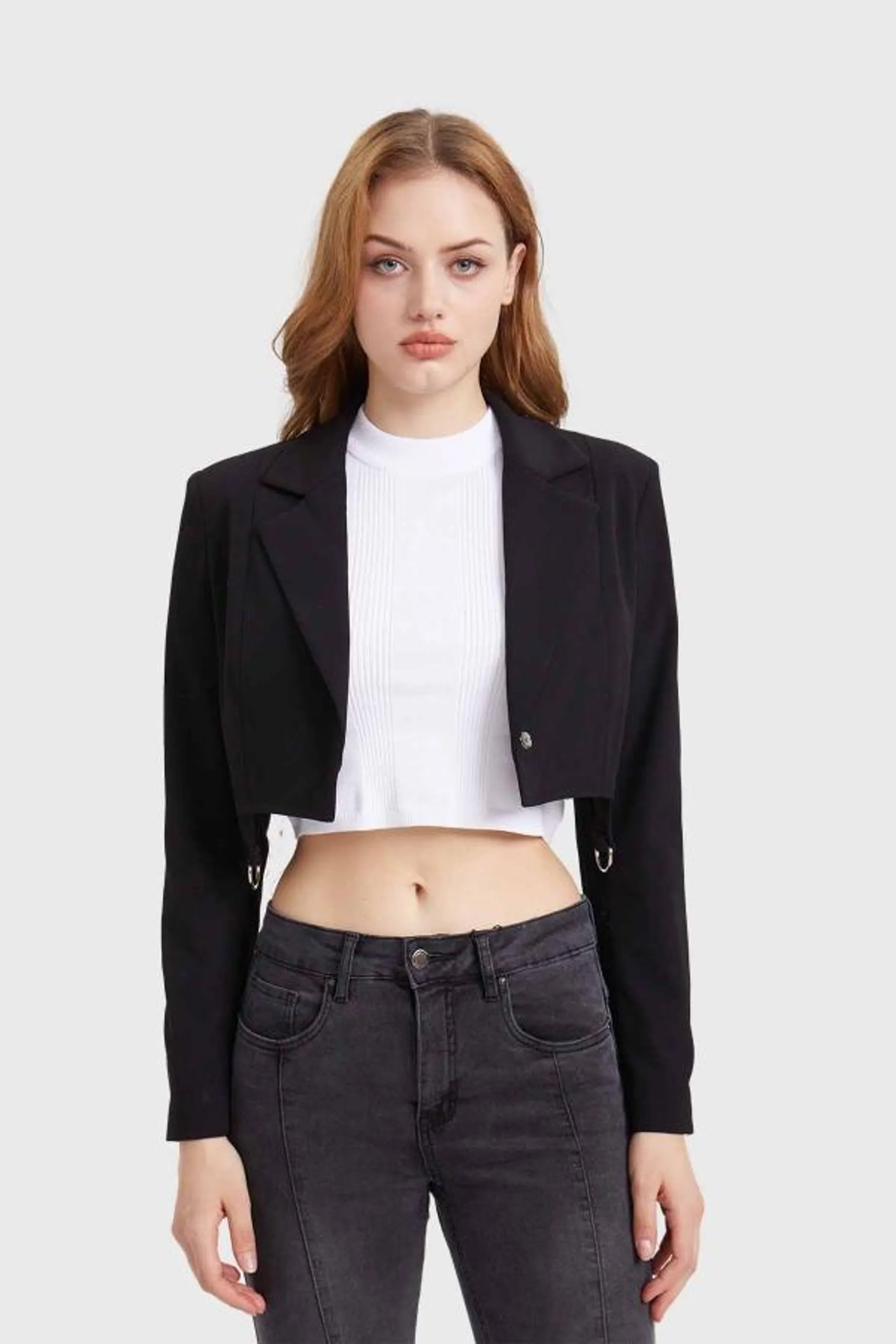 Blazer mujer hebillas crop negro