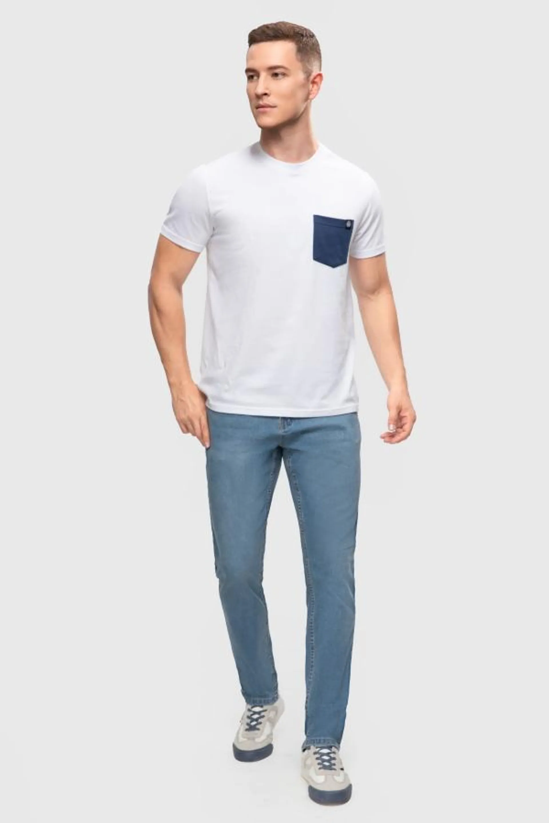 Jeans slim comfort lavado azul claro