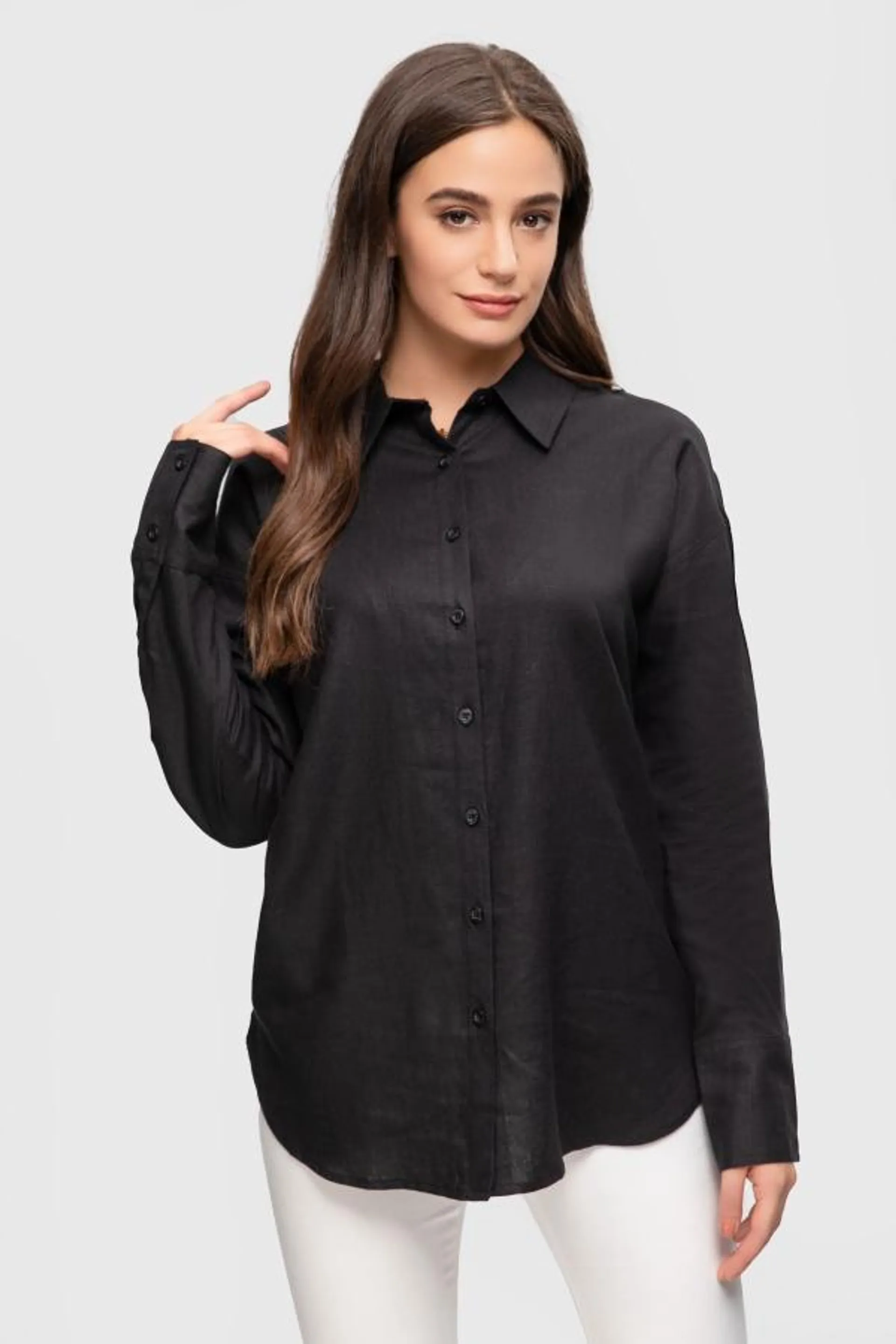 Blusa camisera lino negro