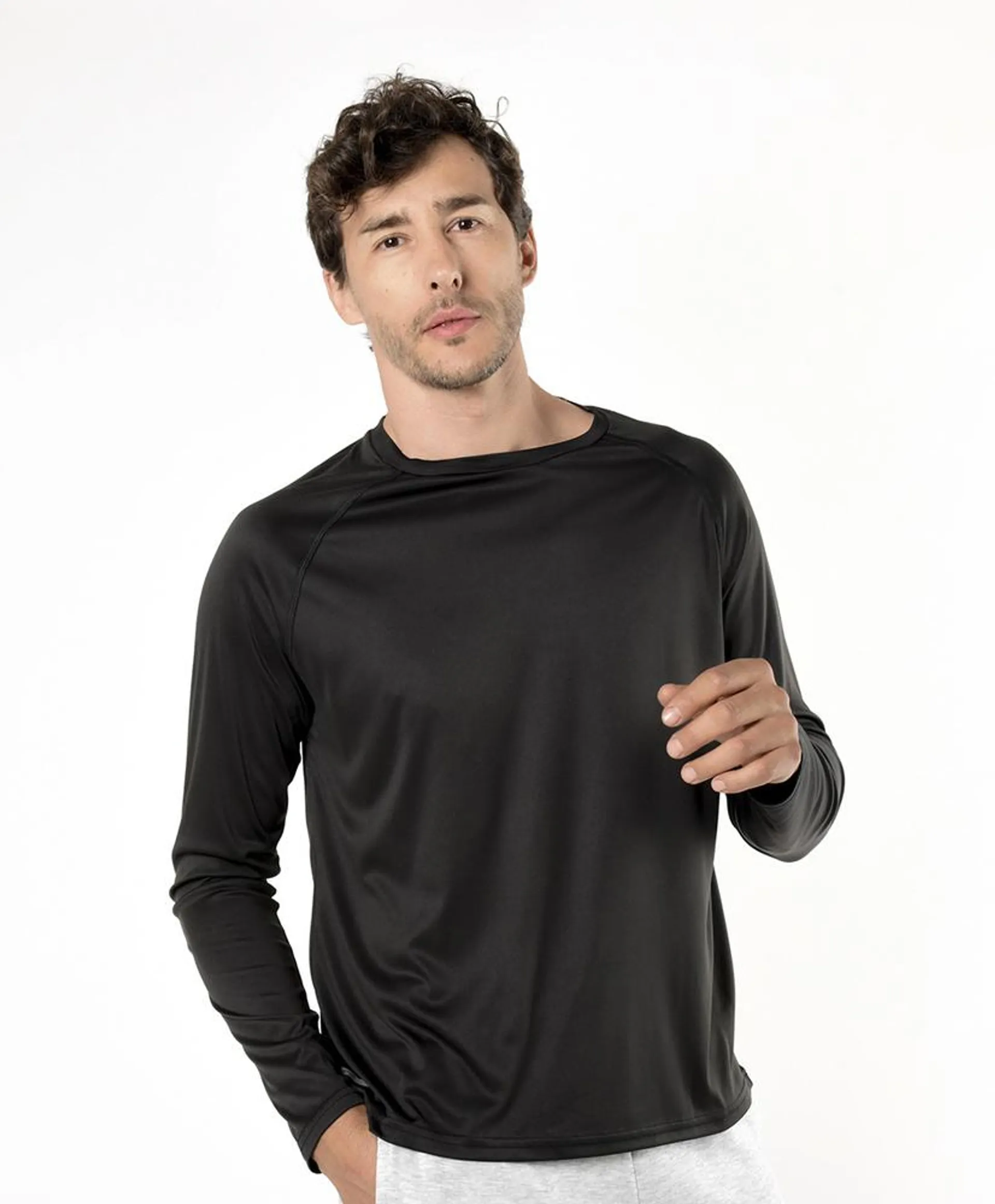 Polera deportiva hombre primera capa