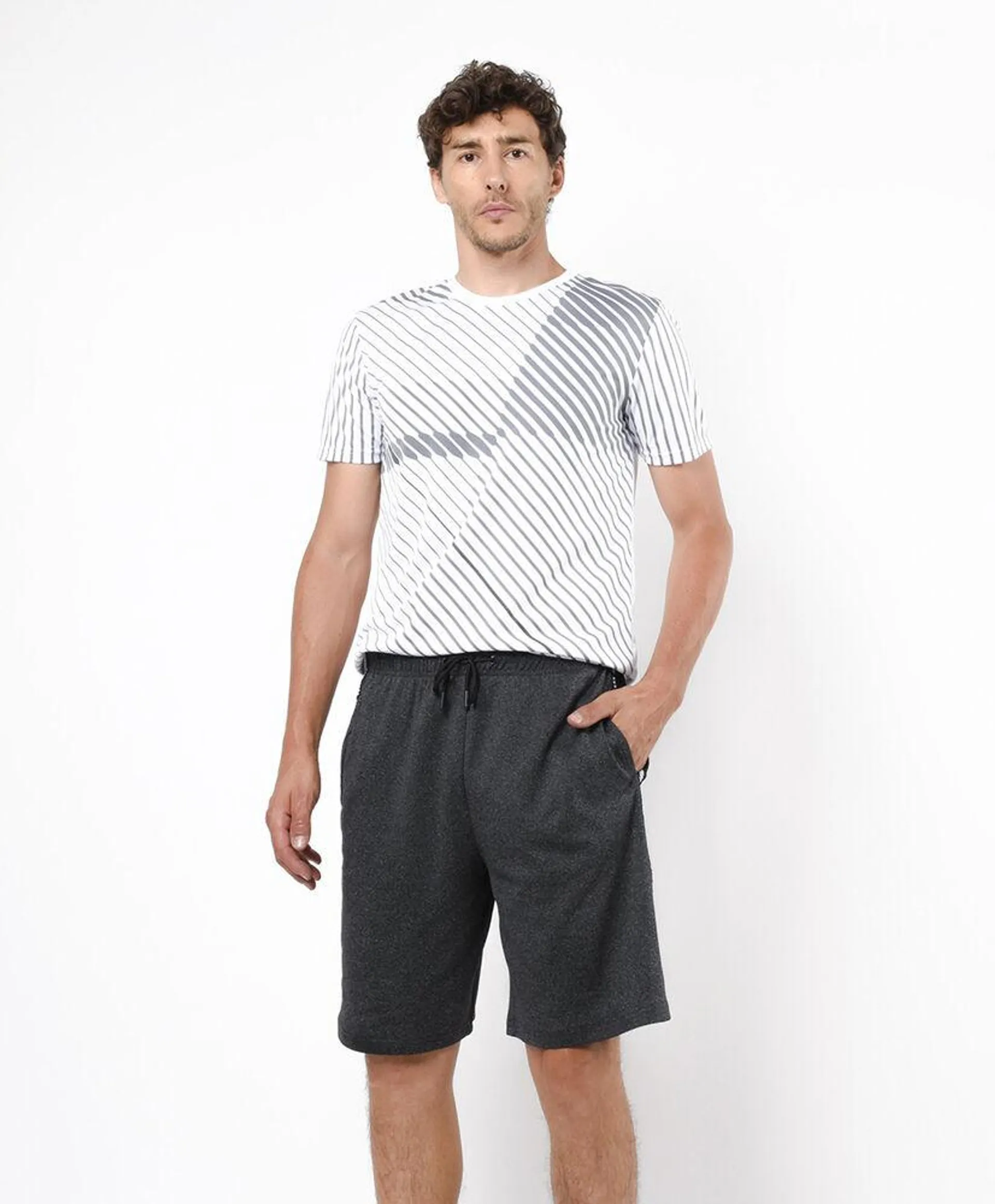 Short deportivo hombre liso