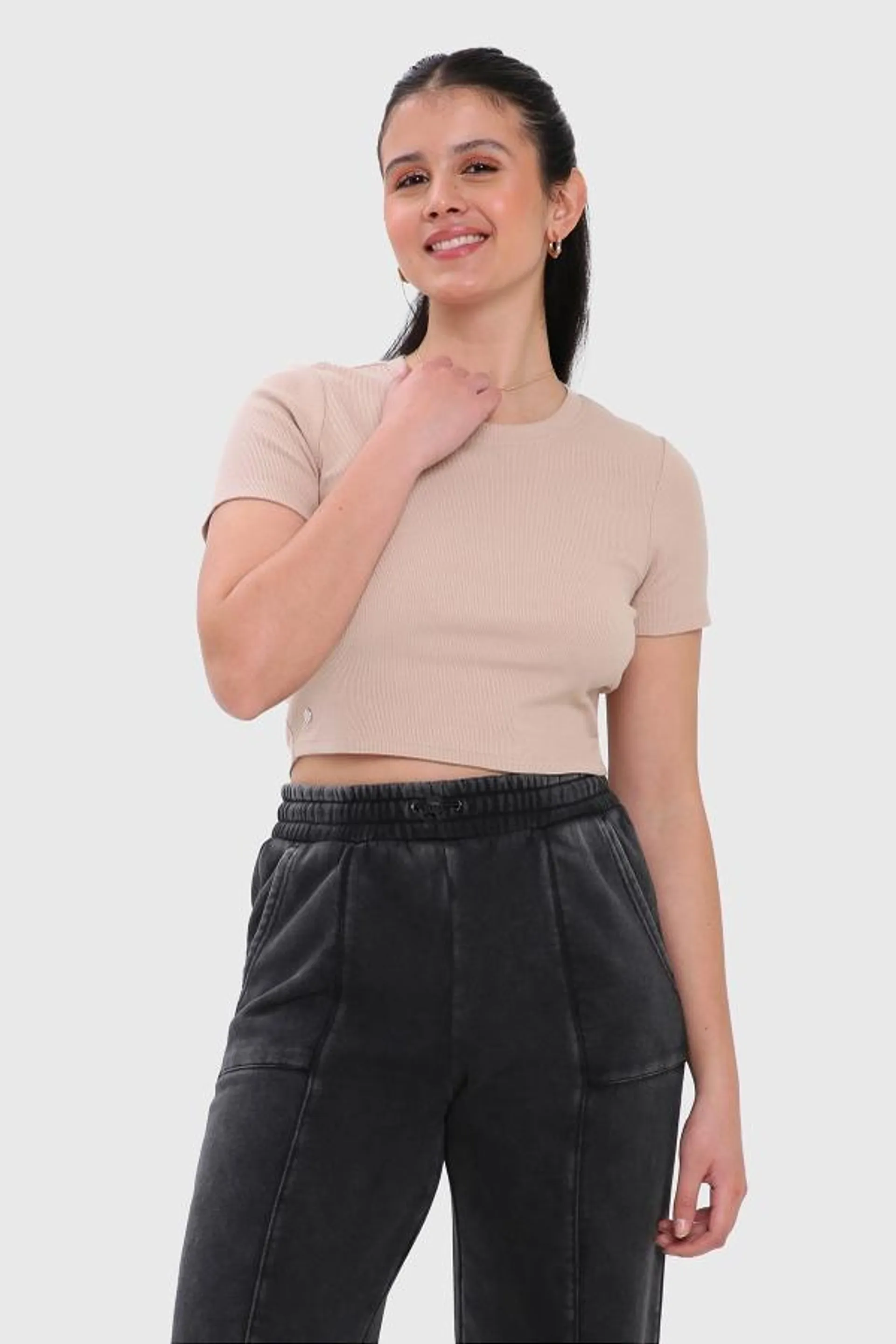 Polera mujer cropped beige