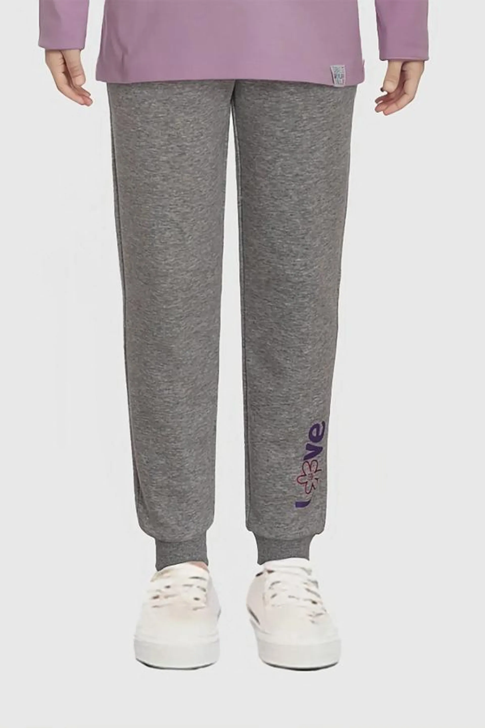 PantalÓn buzo niÑa jogger con texto gris melange