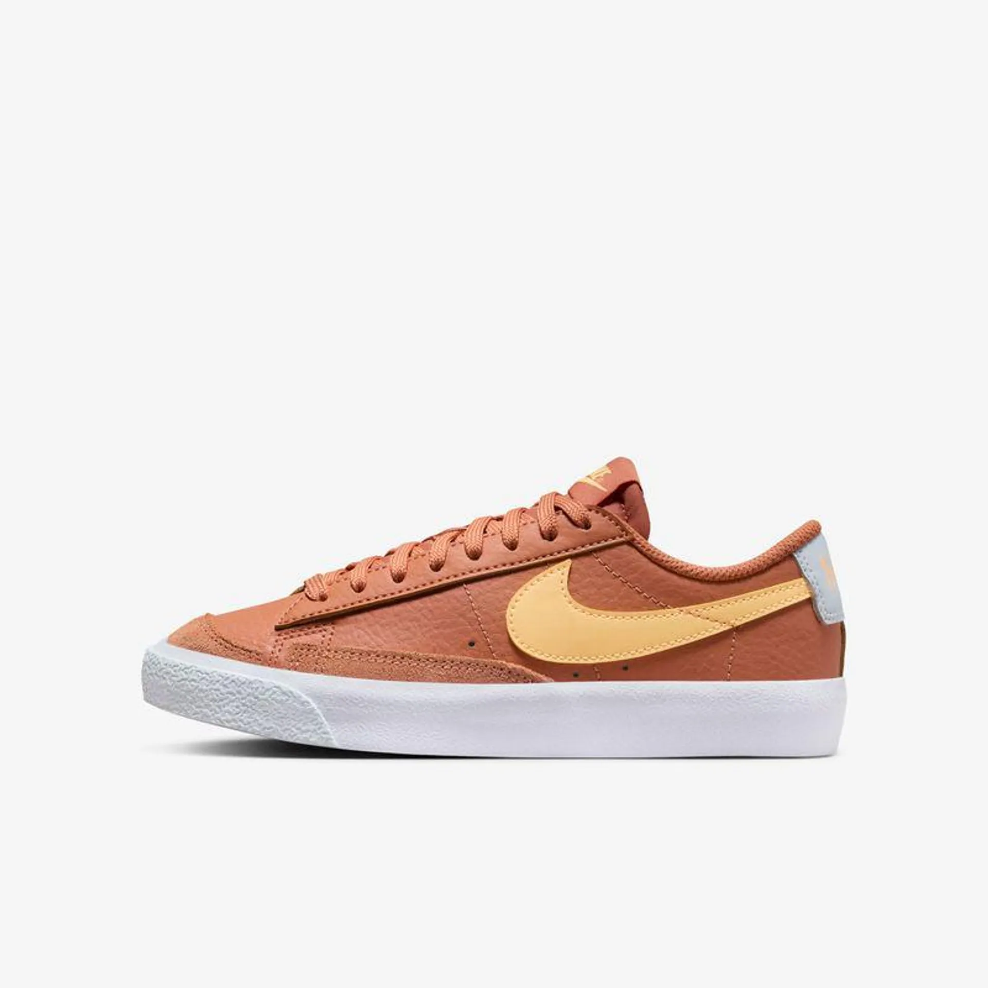 Nike Blazer Low 77