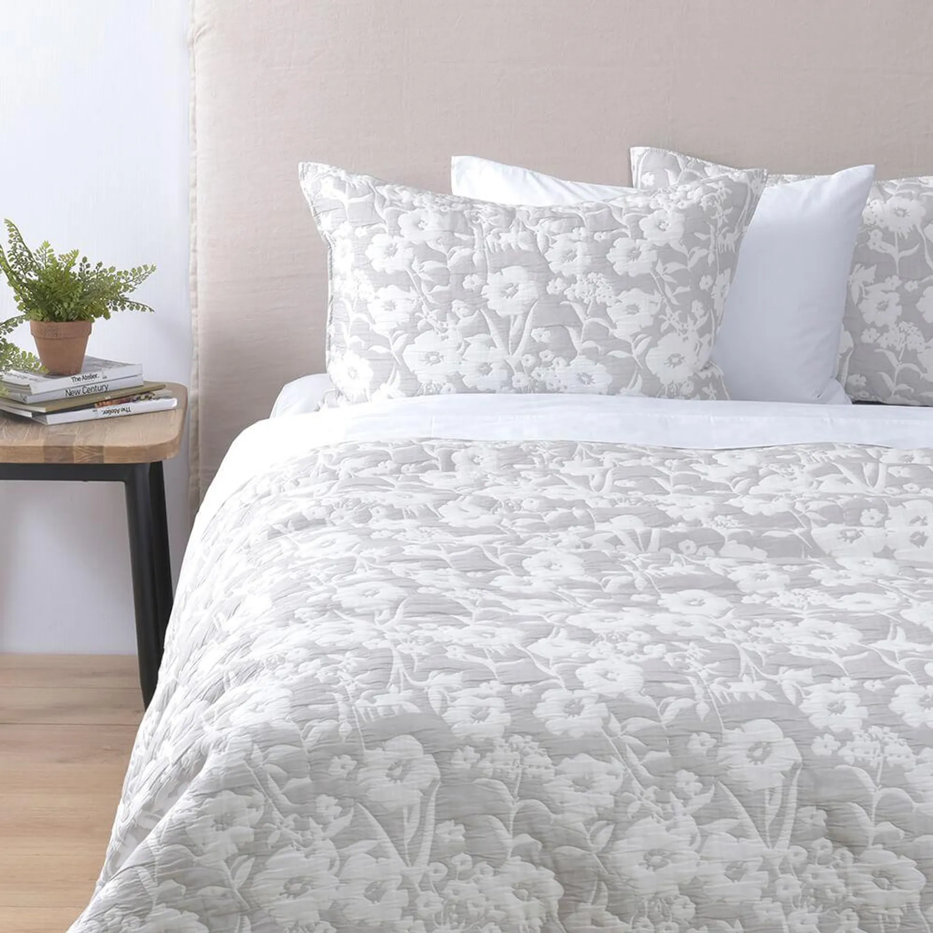 Cubrecama Quilt Jacquard Spring 2 Plazas Perla