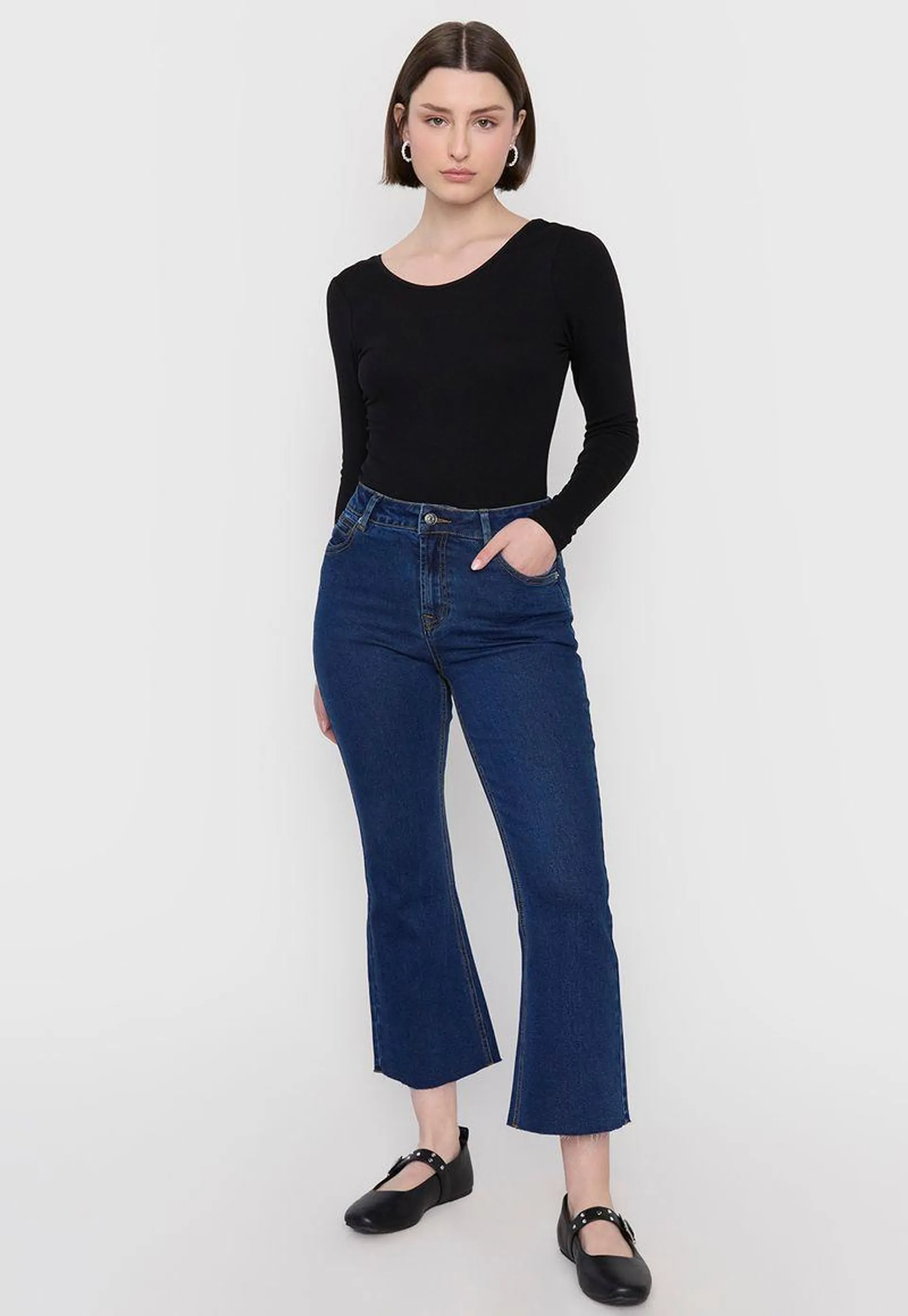 Jeans Mujer Flare Crop Azul Oscuro