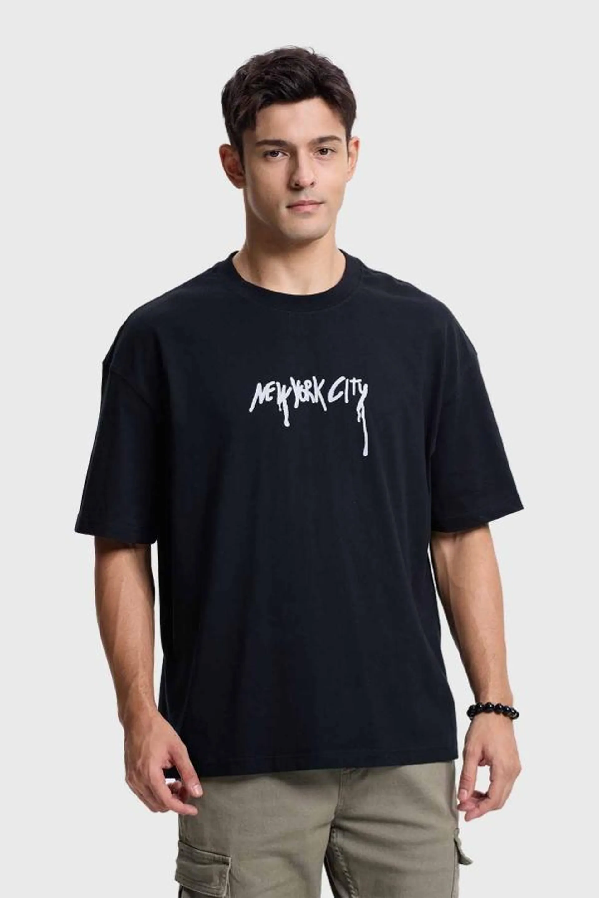 Polera hombre graffiti city negro