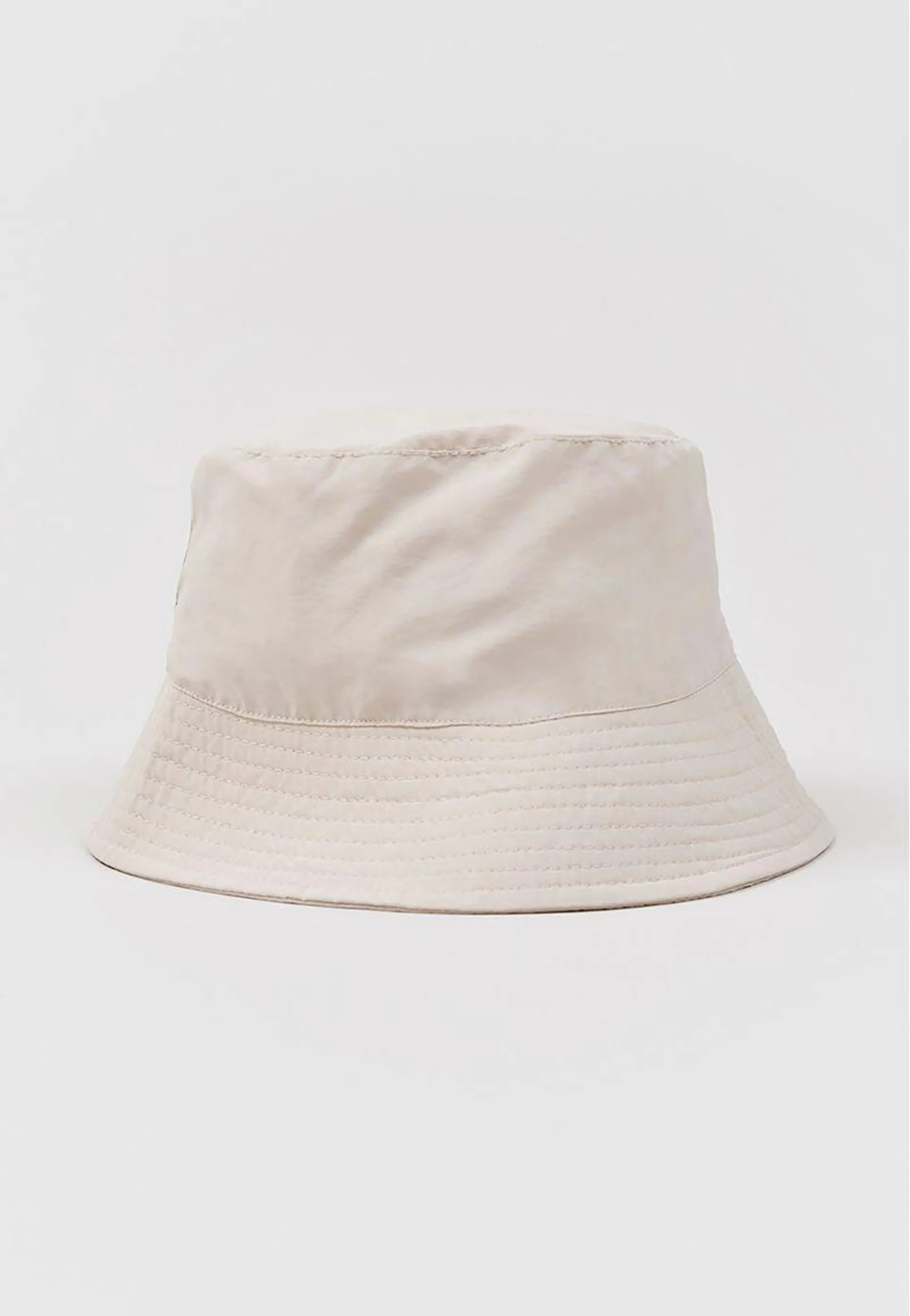 Gorro Bucket Beige