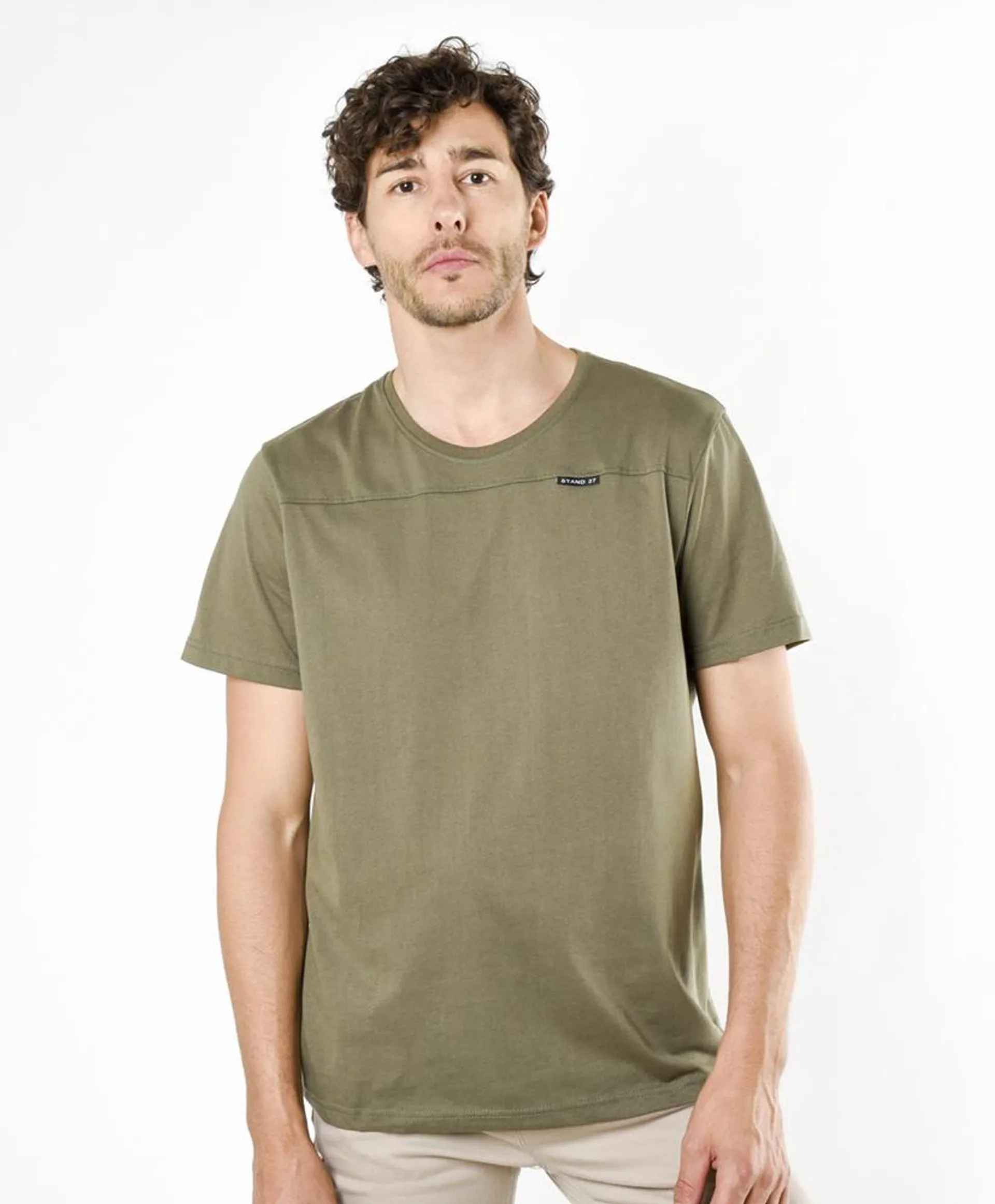 Polera hombre colores neutros mini etiqueta