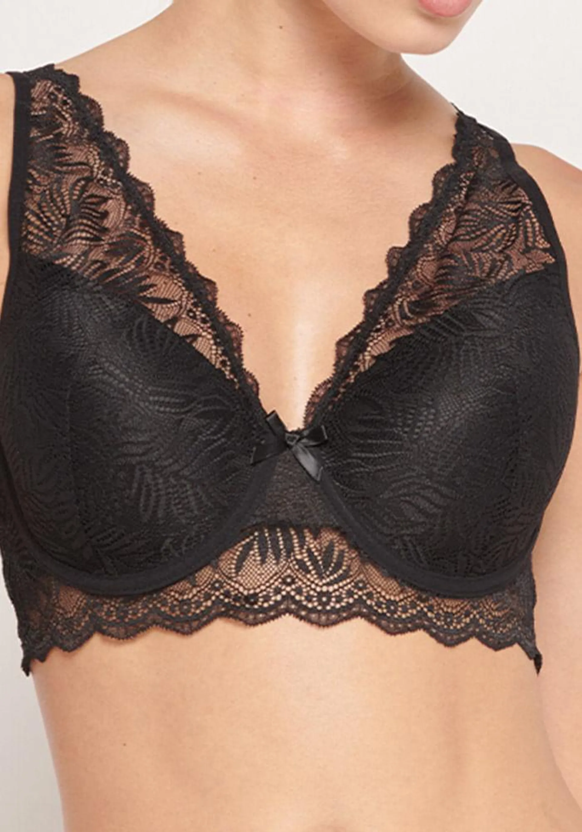 Sostén Bralette Copa D con Soft Encaje Floral Negro