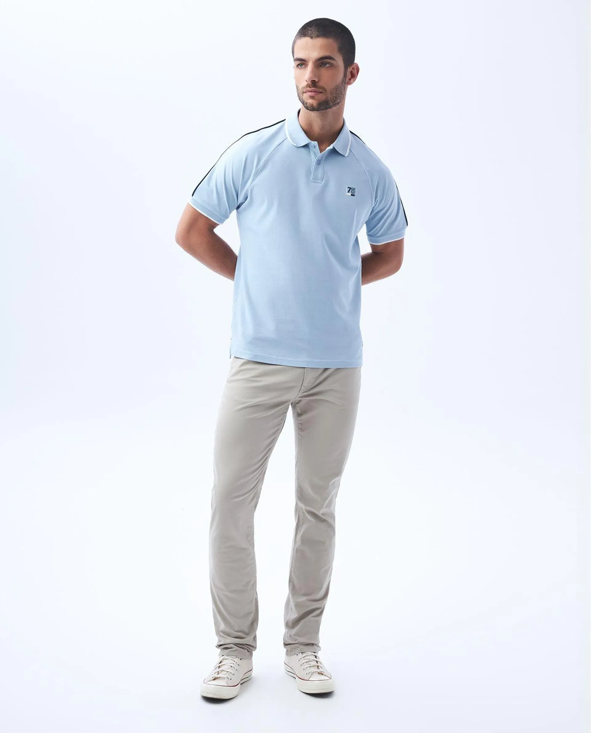 Polo con detalles al contraste para hombre