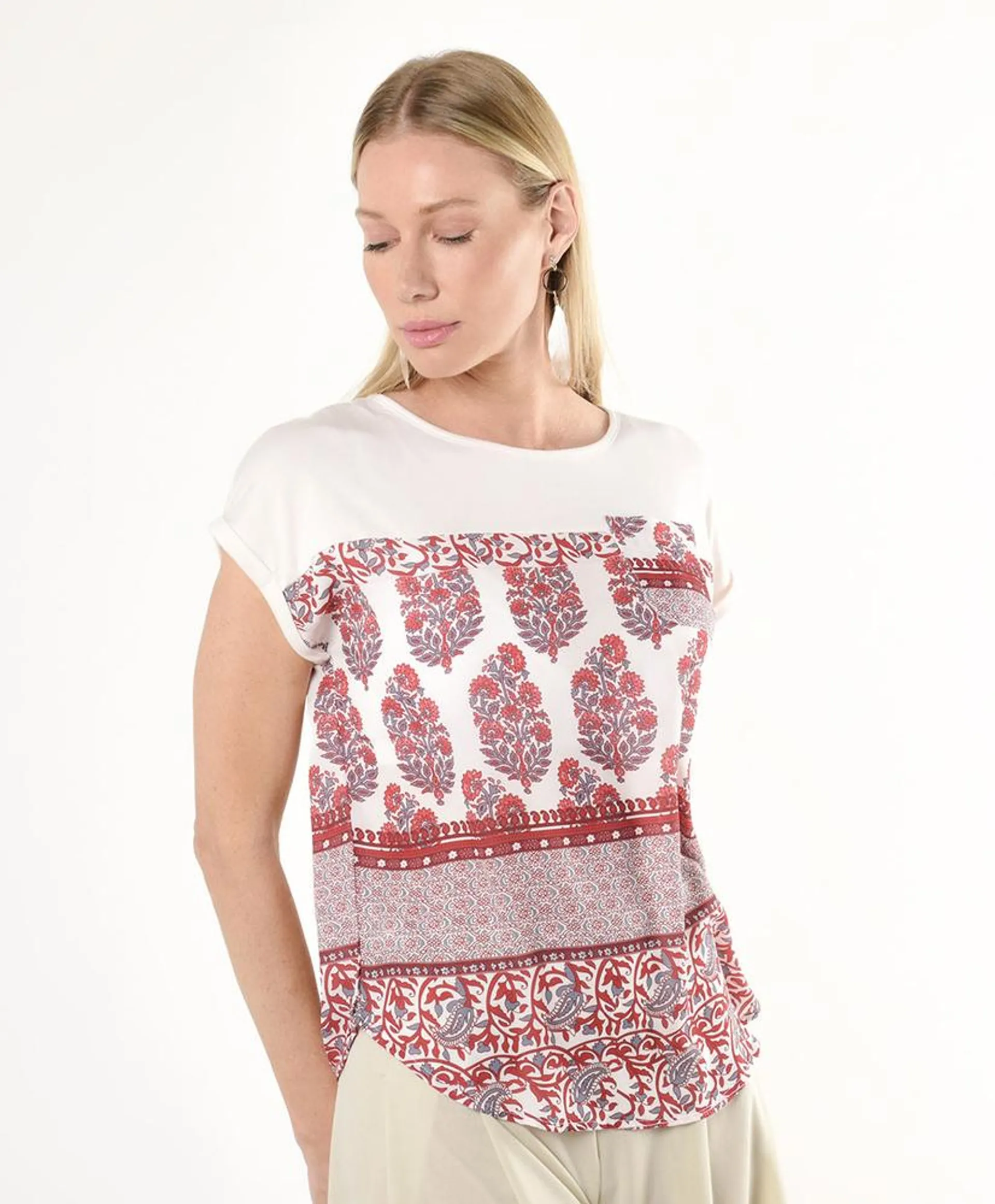 Polera mujer estampada bolsillo