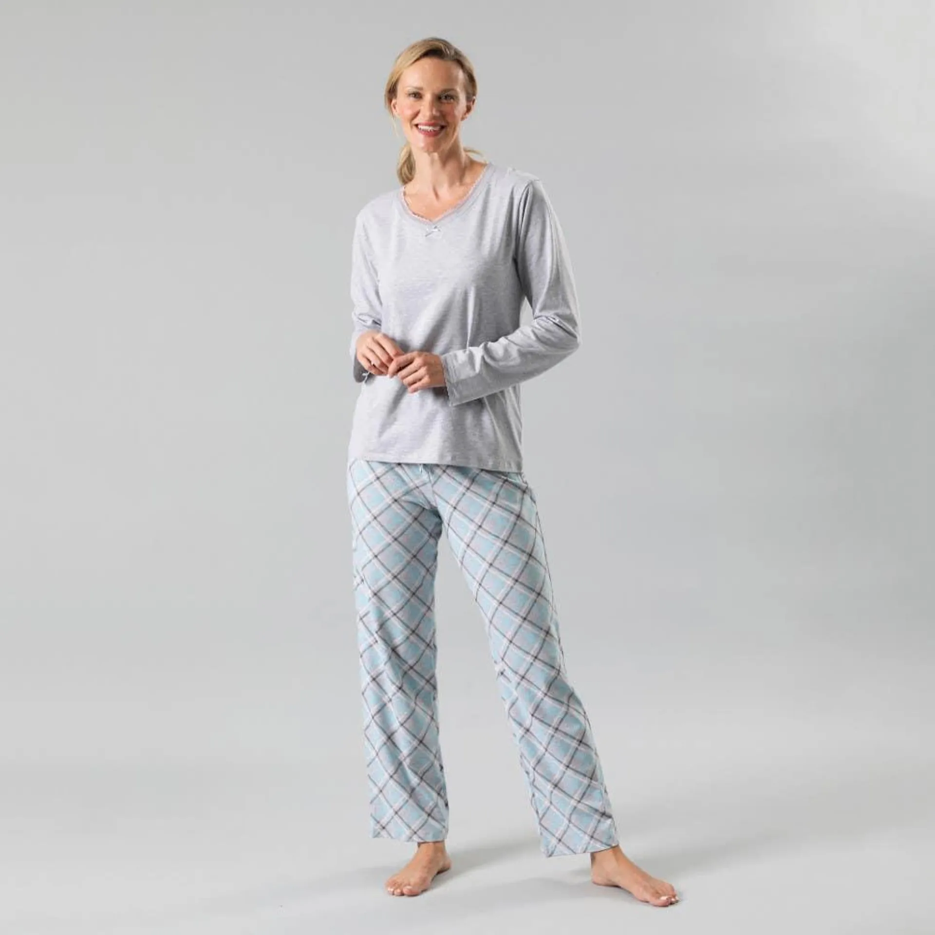 Pijama Top Escote V con Encaje