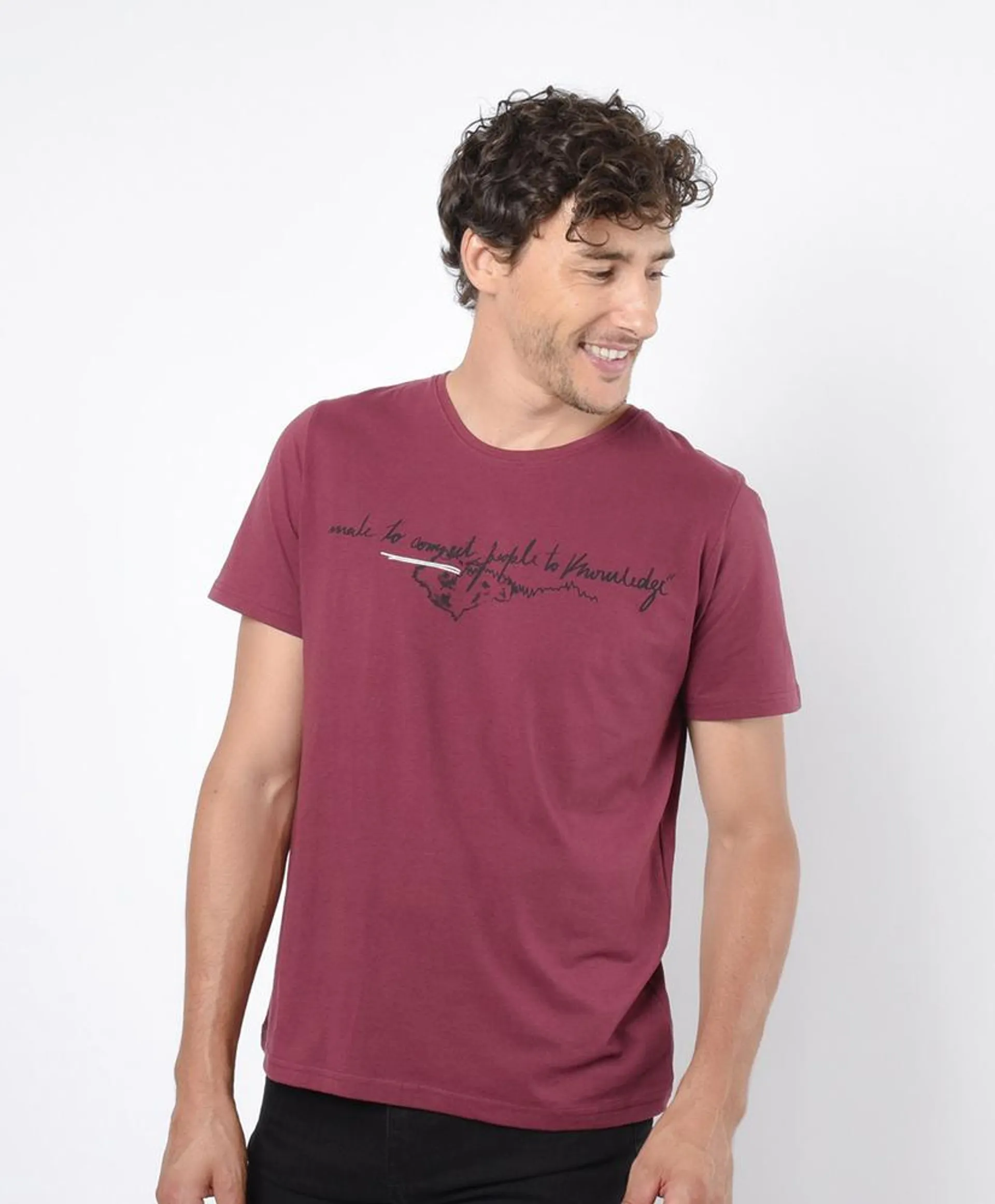 Polera hombre frase doble estampado