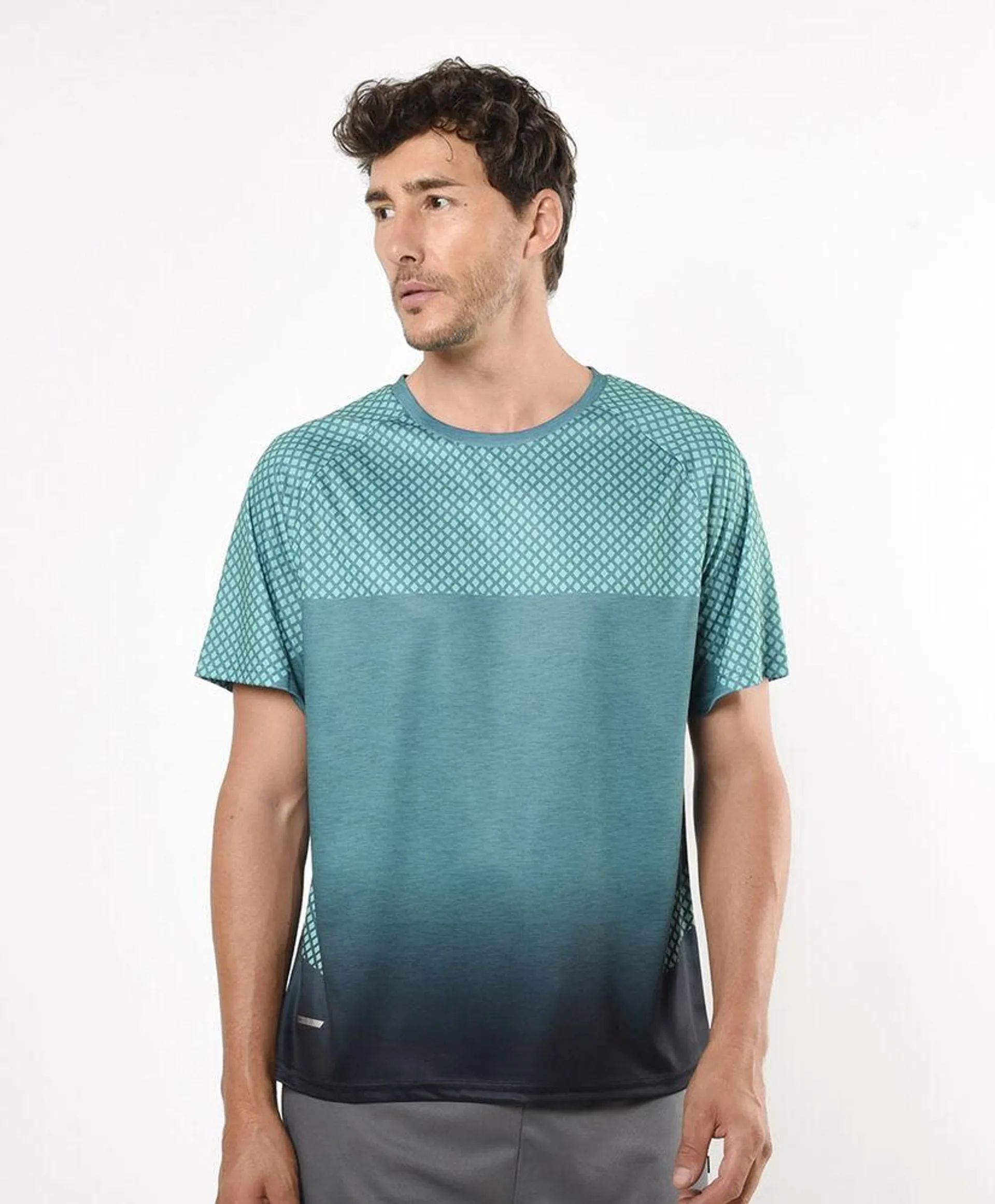 Polera deportiva hombre flecha bicolor