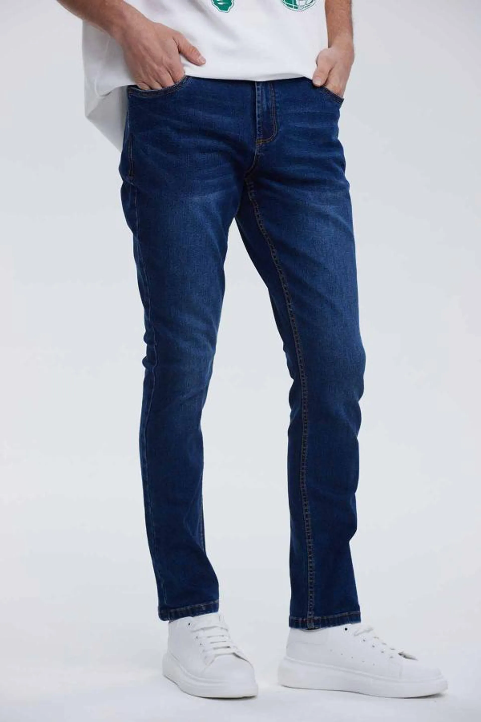 Jeans hombre slim desgastado azul