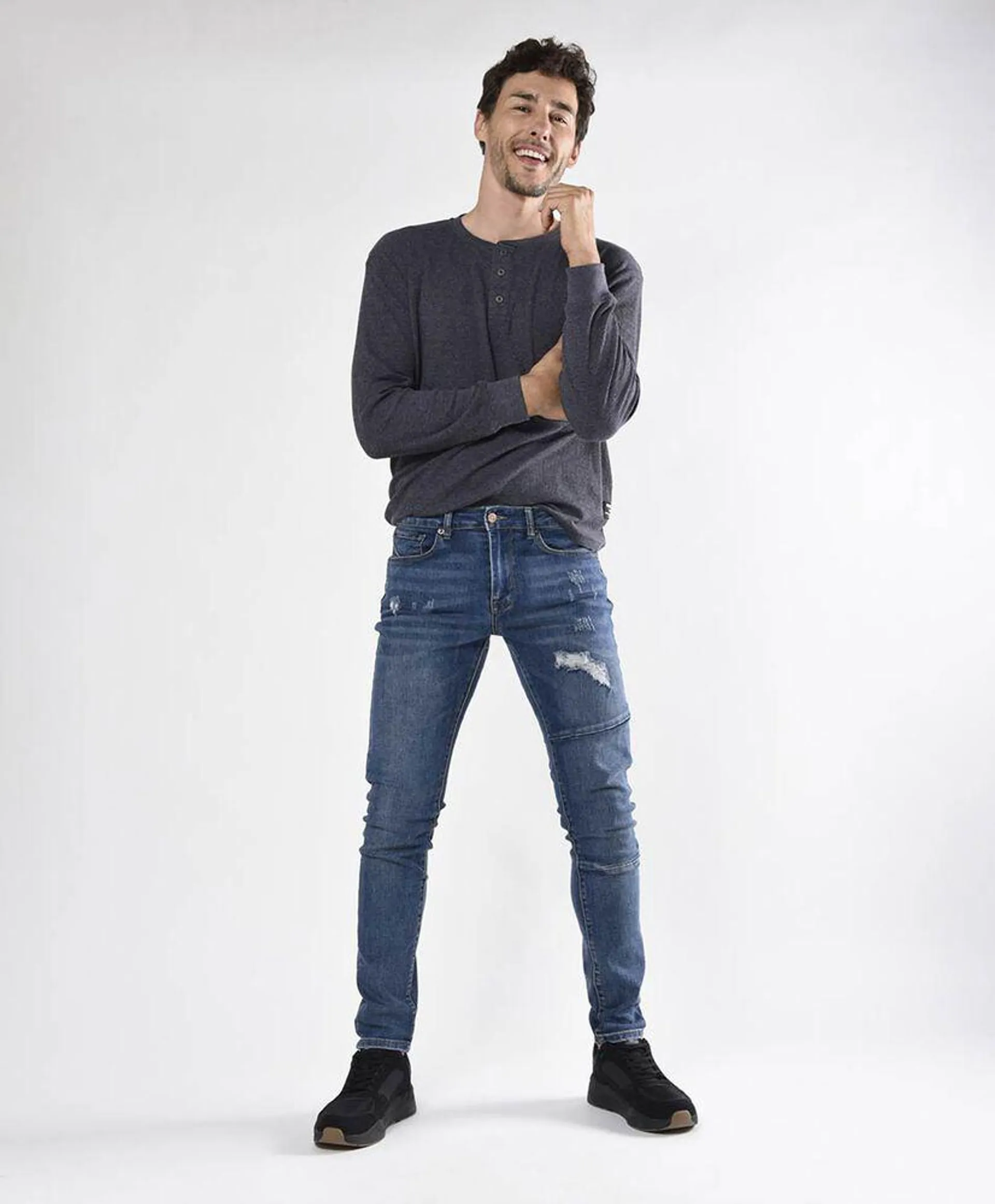 Jeans hombre rasgado costuras skinny fit