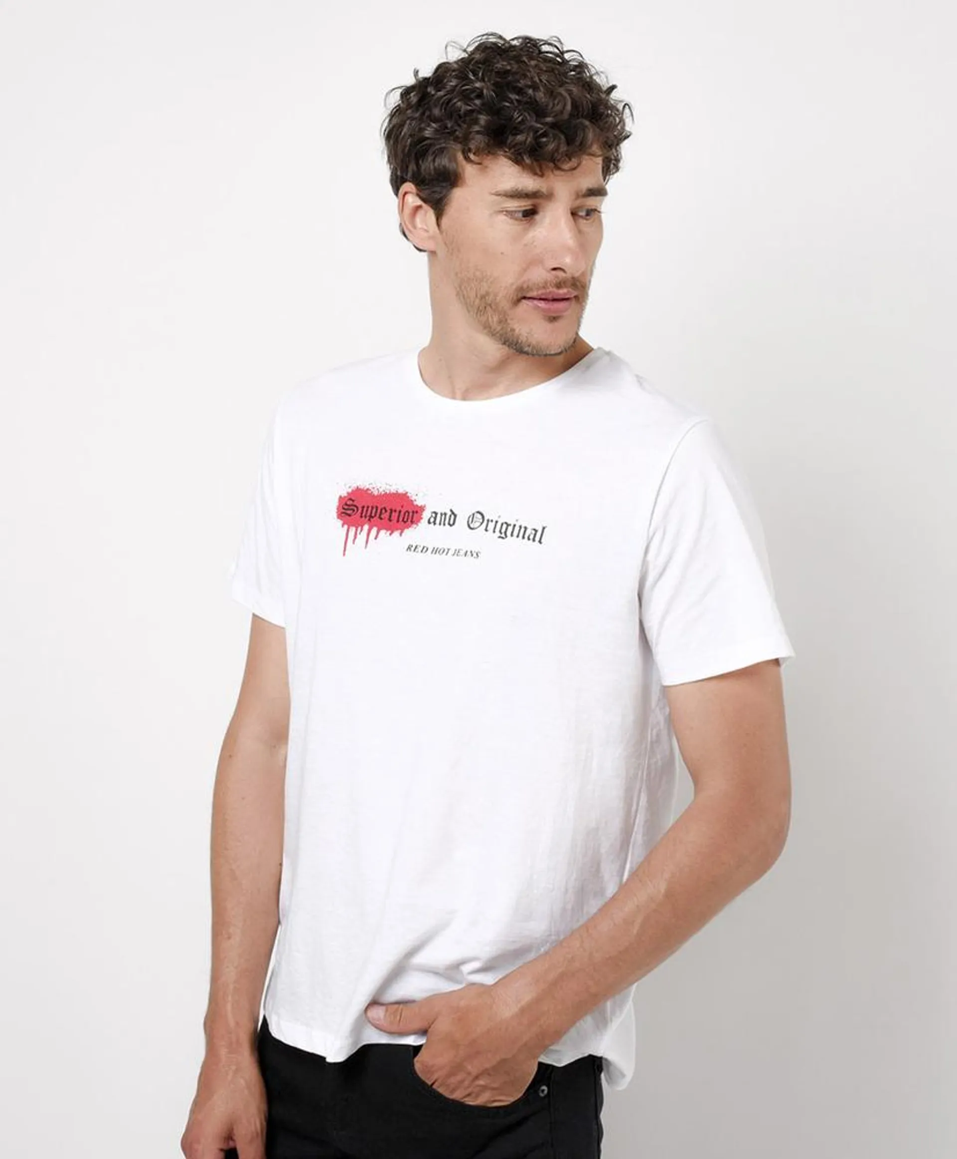 Polera hombre estampado frase