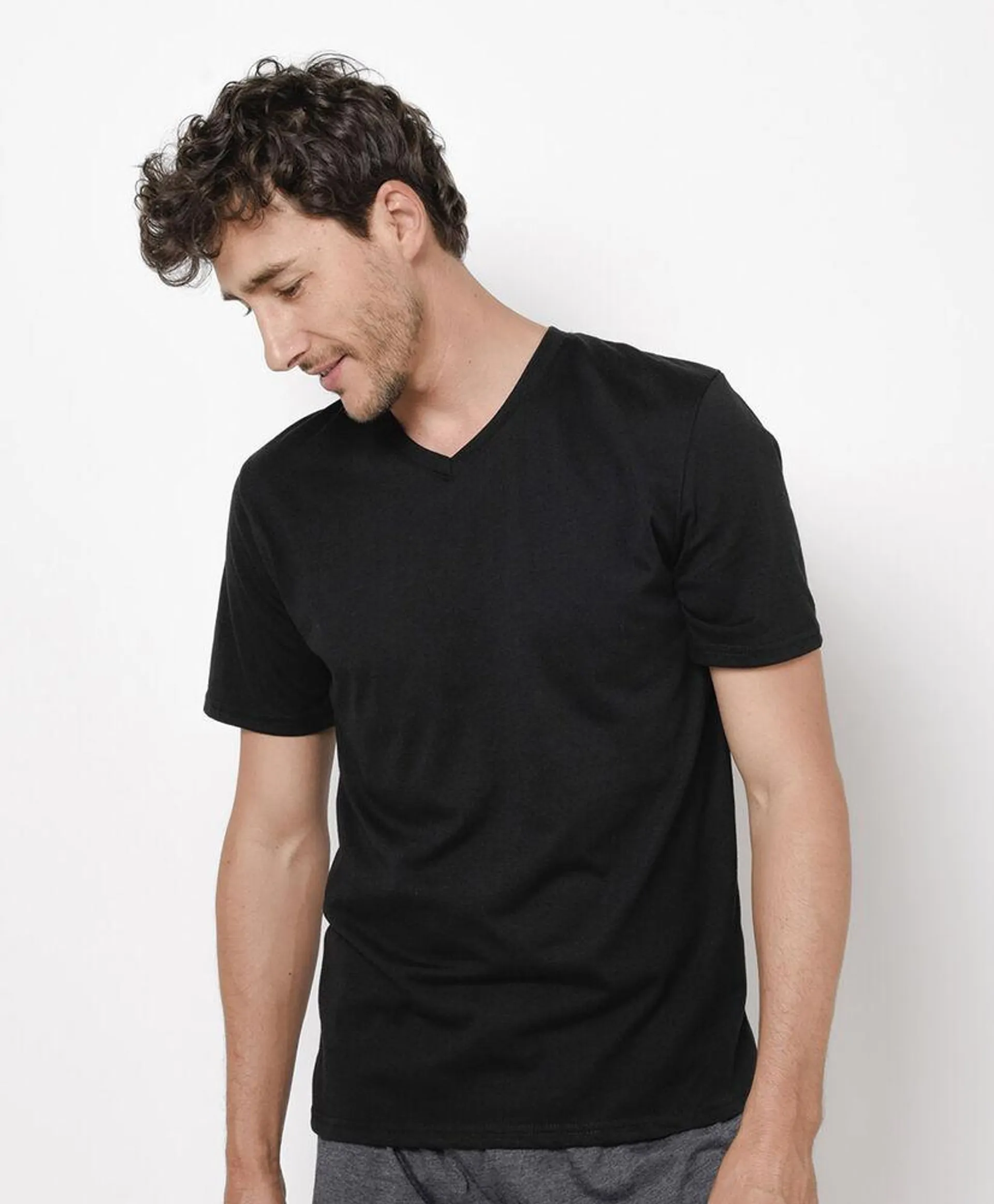 Camiseta hombre negra