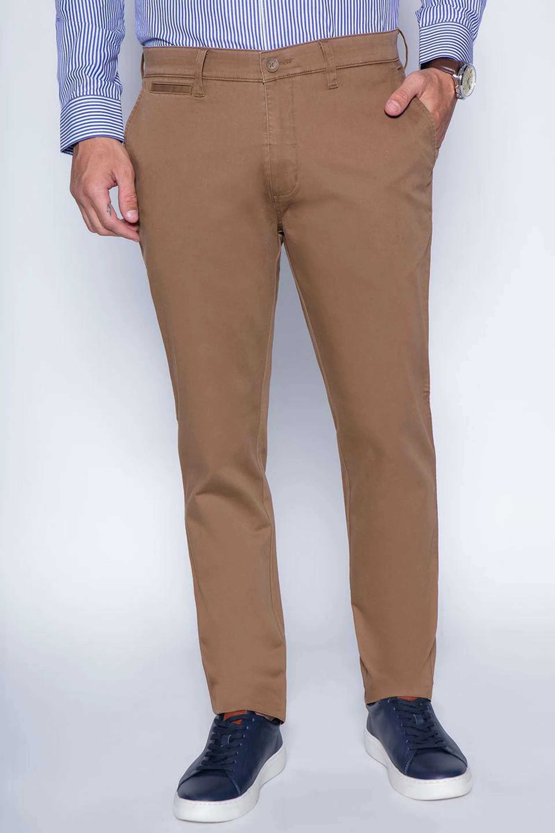 Pantalón Twill Slim /31 Camel