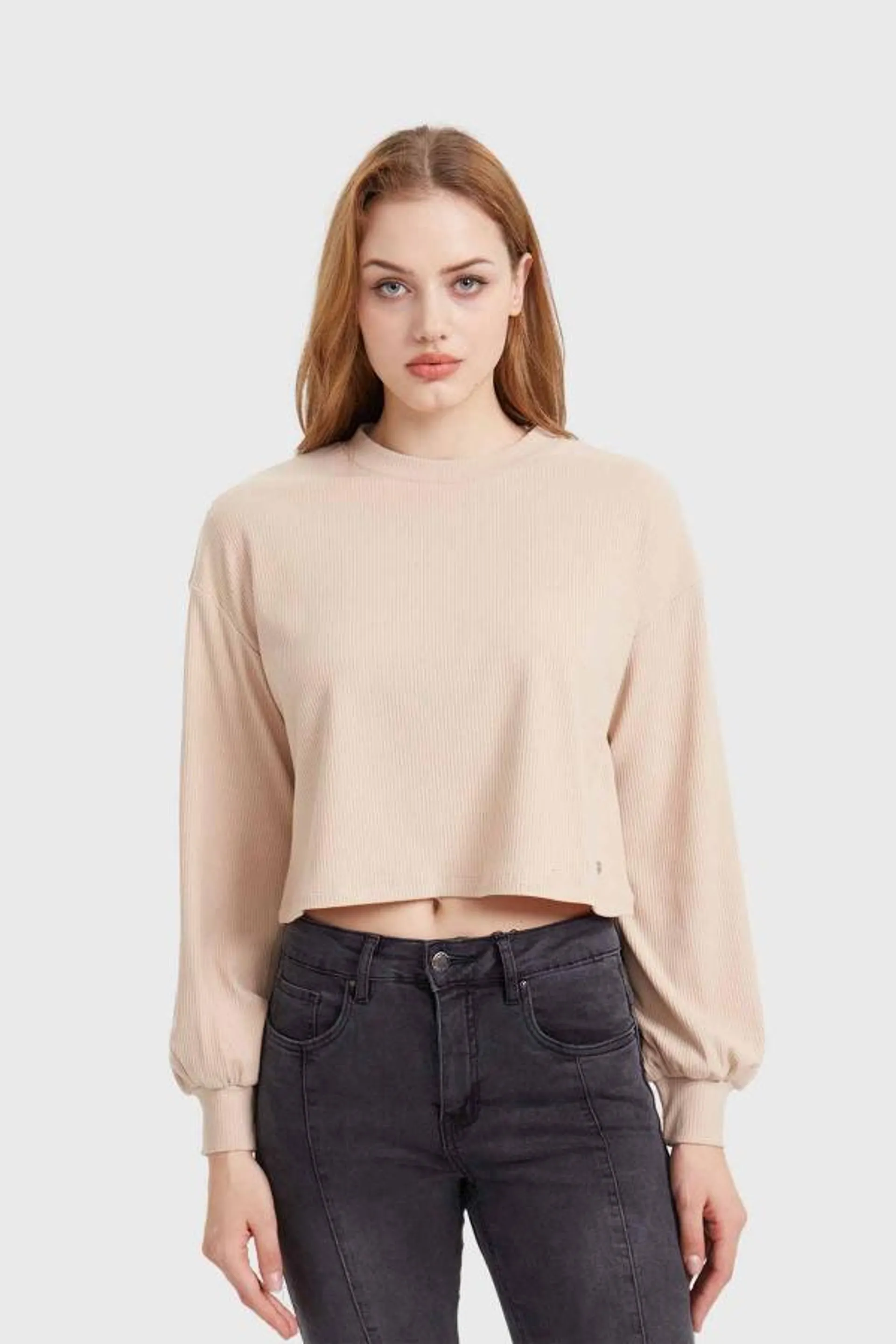 Sweater mujer crop beige