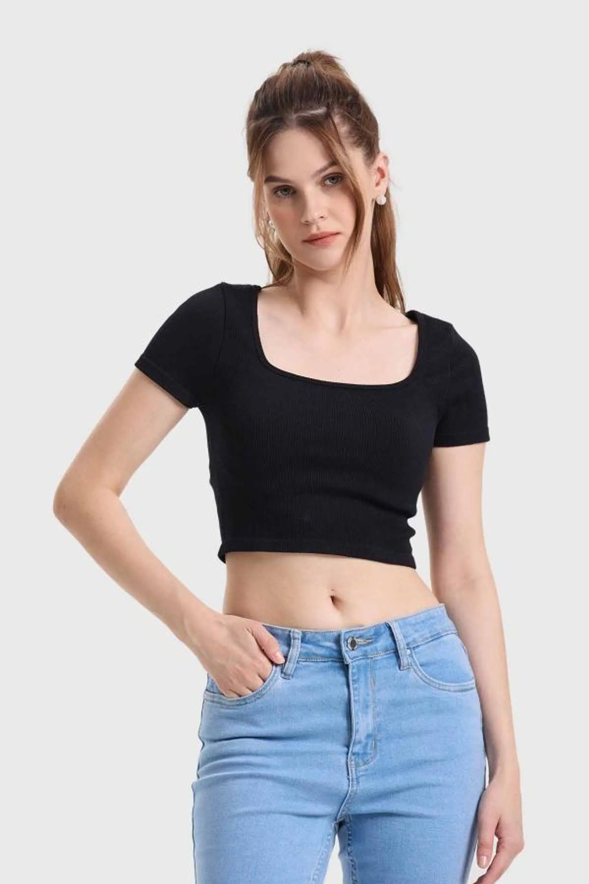 Polera mujer escote cuadrado negro i