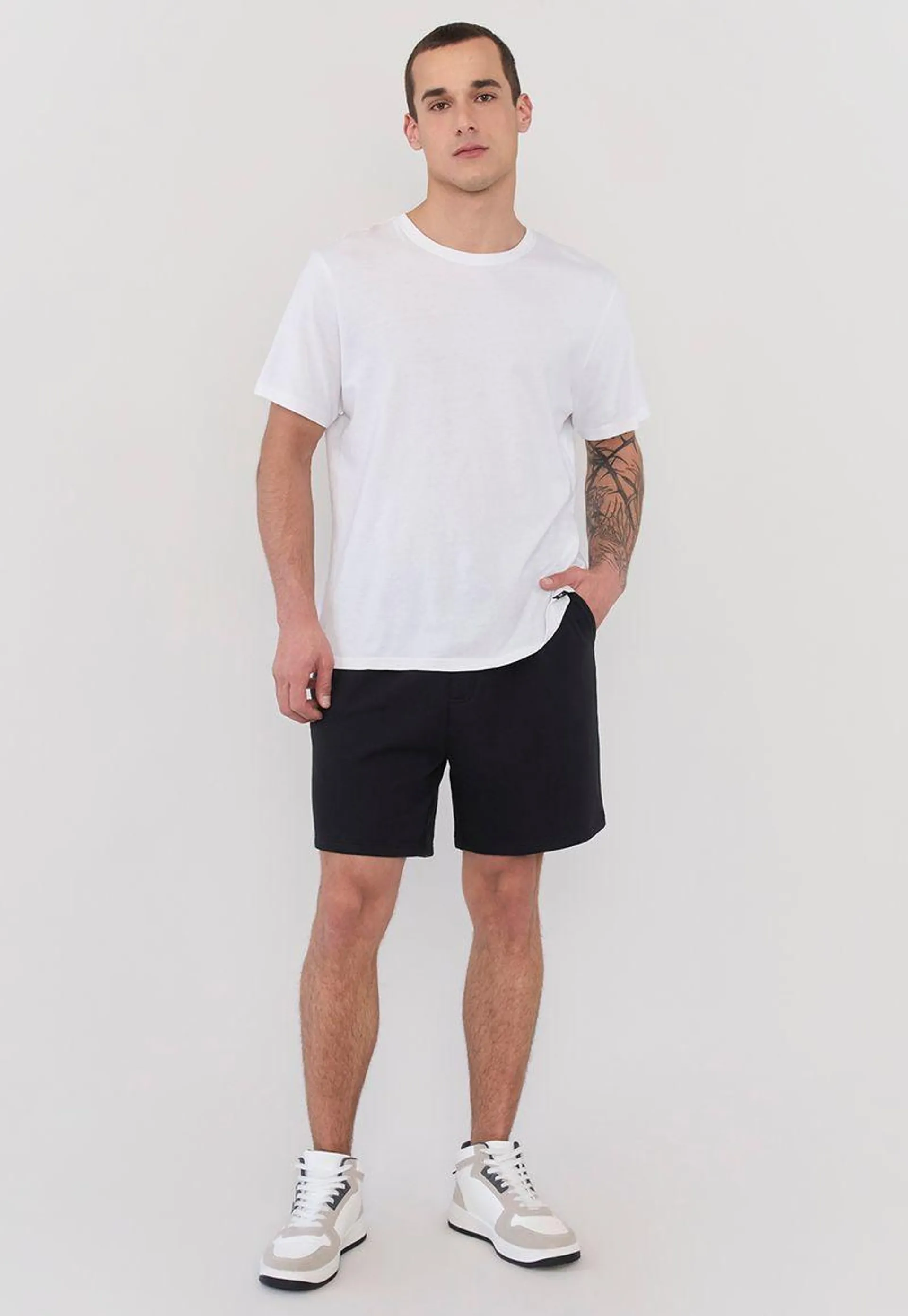 Short Hombre Buzo Liso Negro