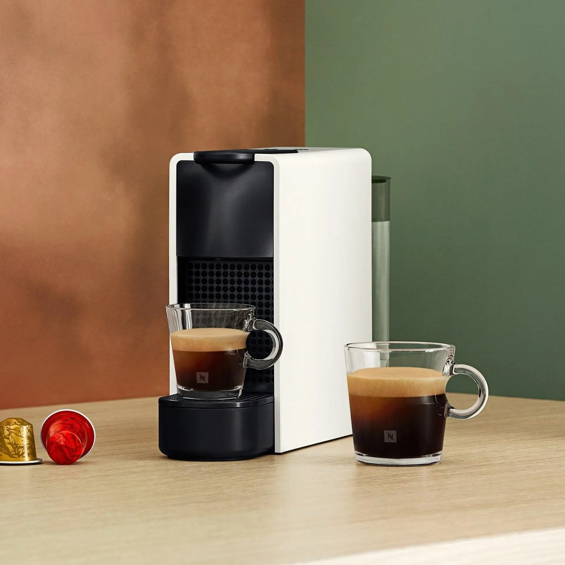 Cafetera Essenza Mini Nespresso