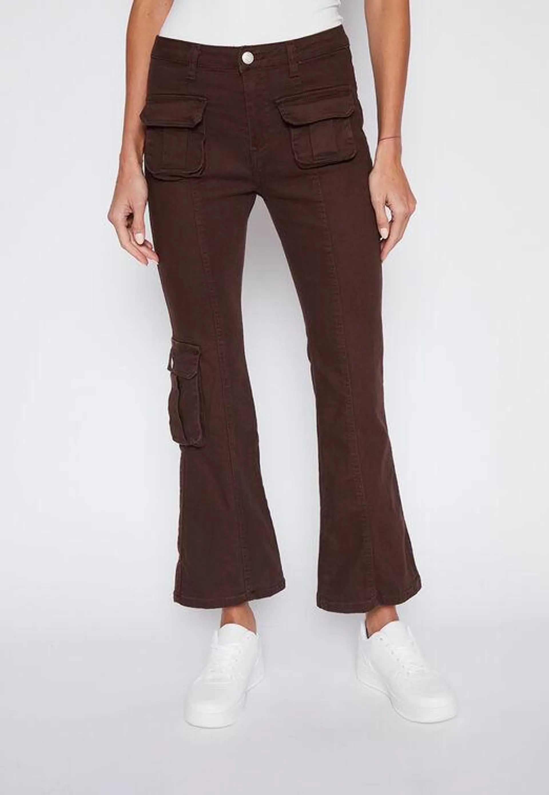 Pantalon Mujer Cafe Cargo Flare Family Shop