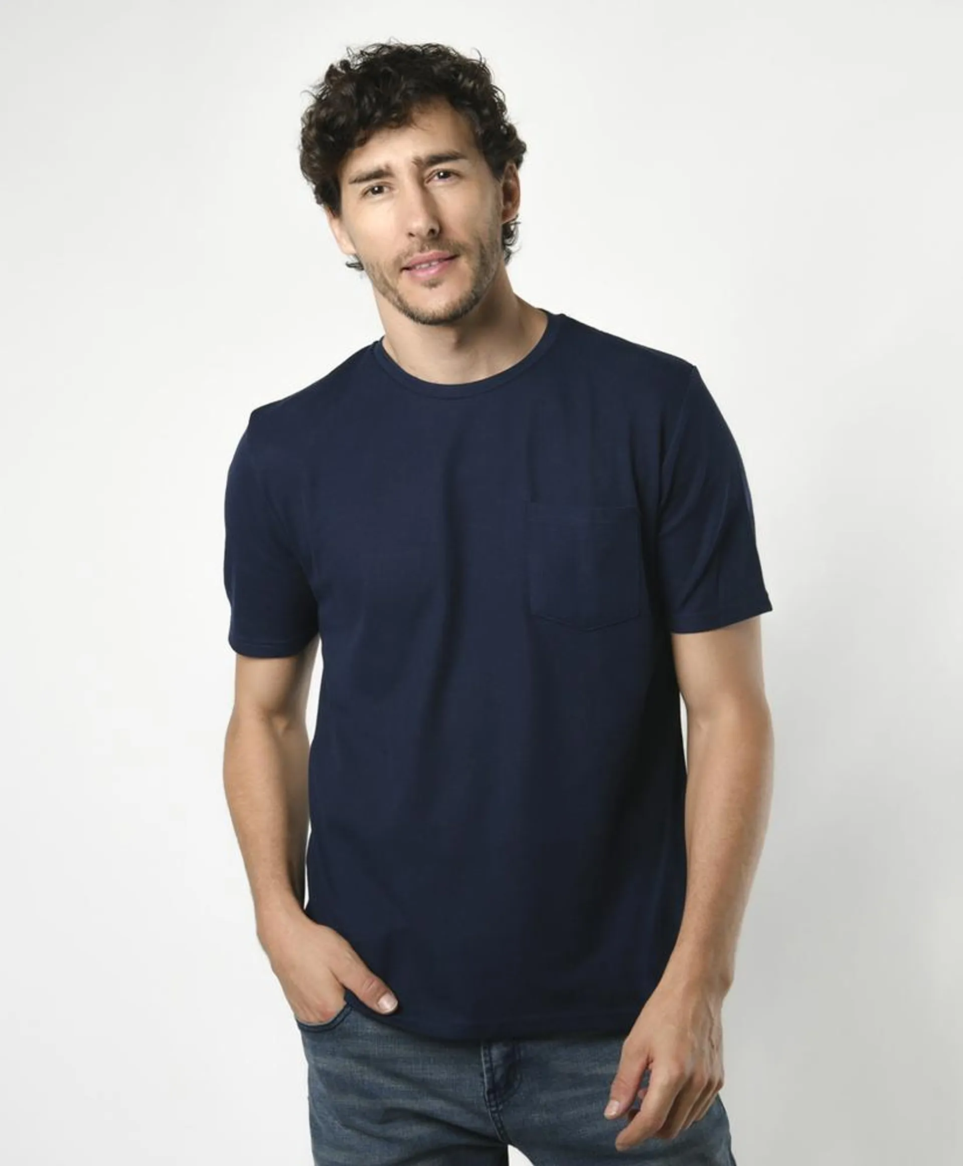 Polera hombre básica bolsillo